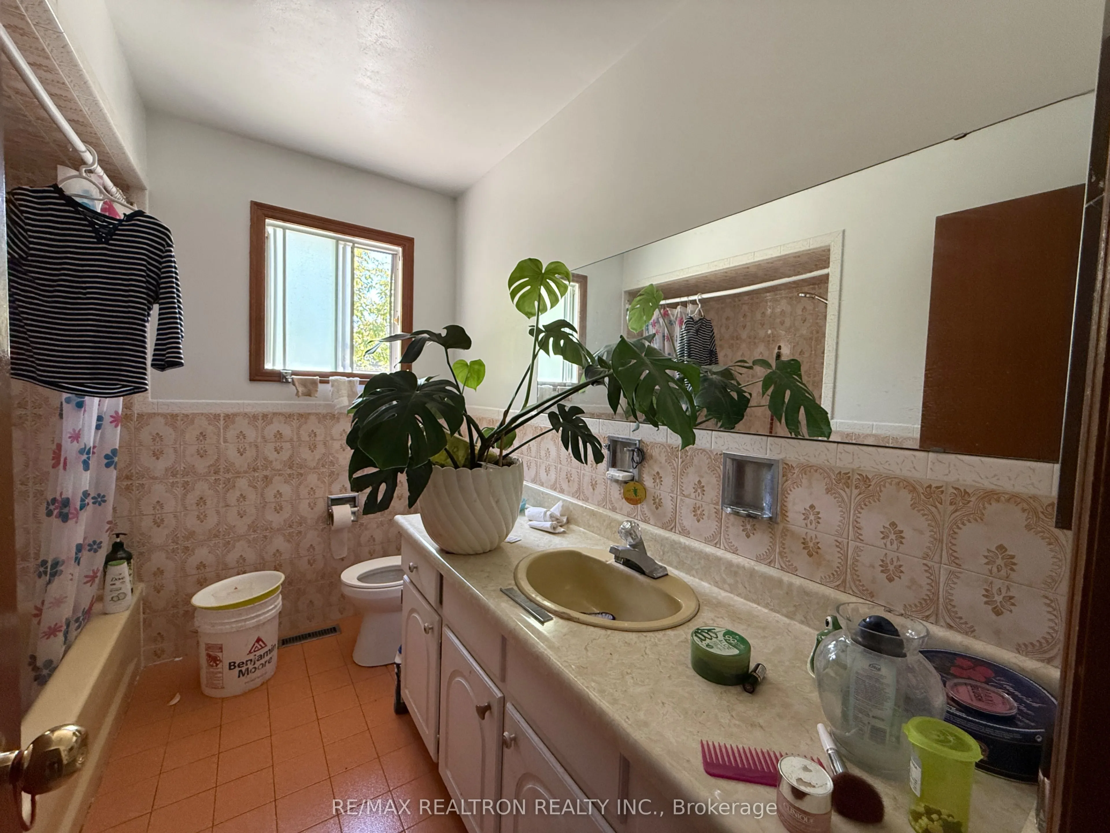 34 Iangrove Terrace, #Main Floor