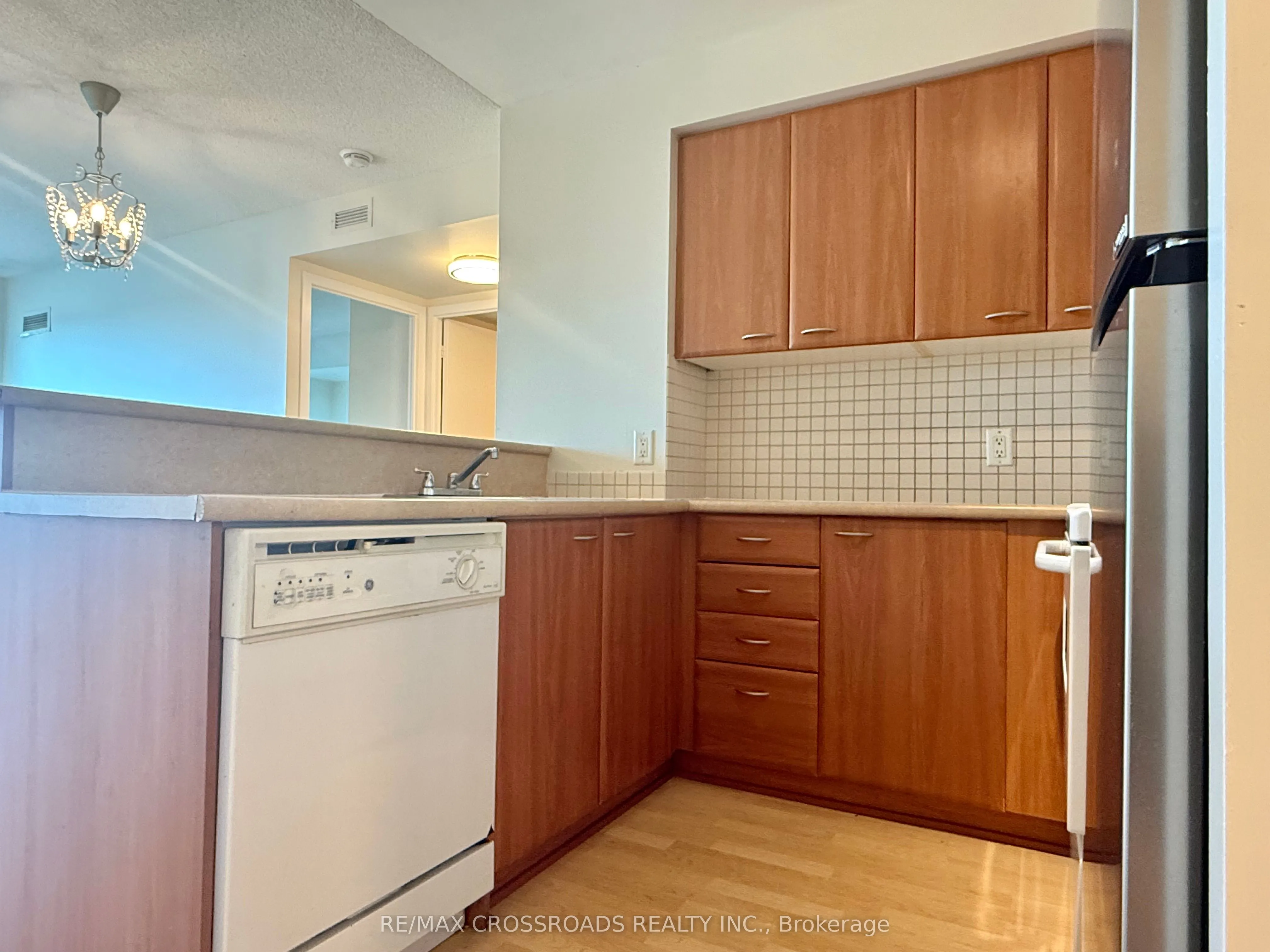 38 Lee Centre Drive, #1115