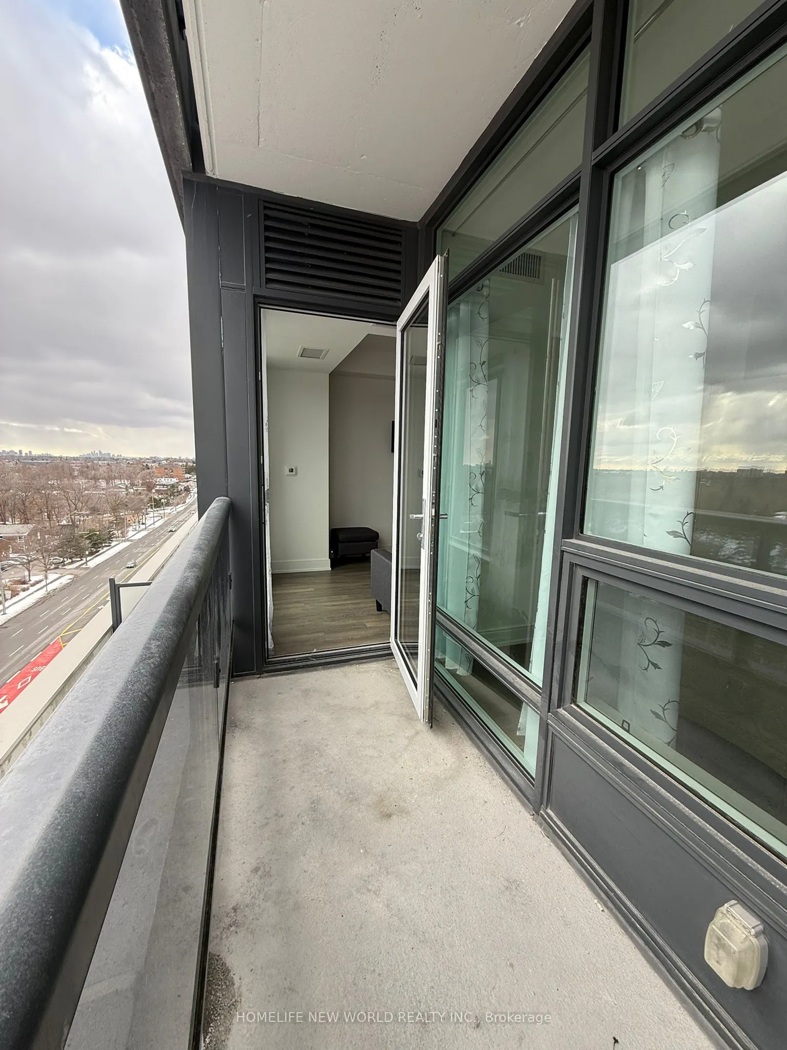 1350 Ellesmere Road, #912