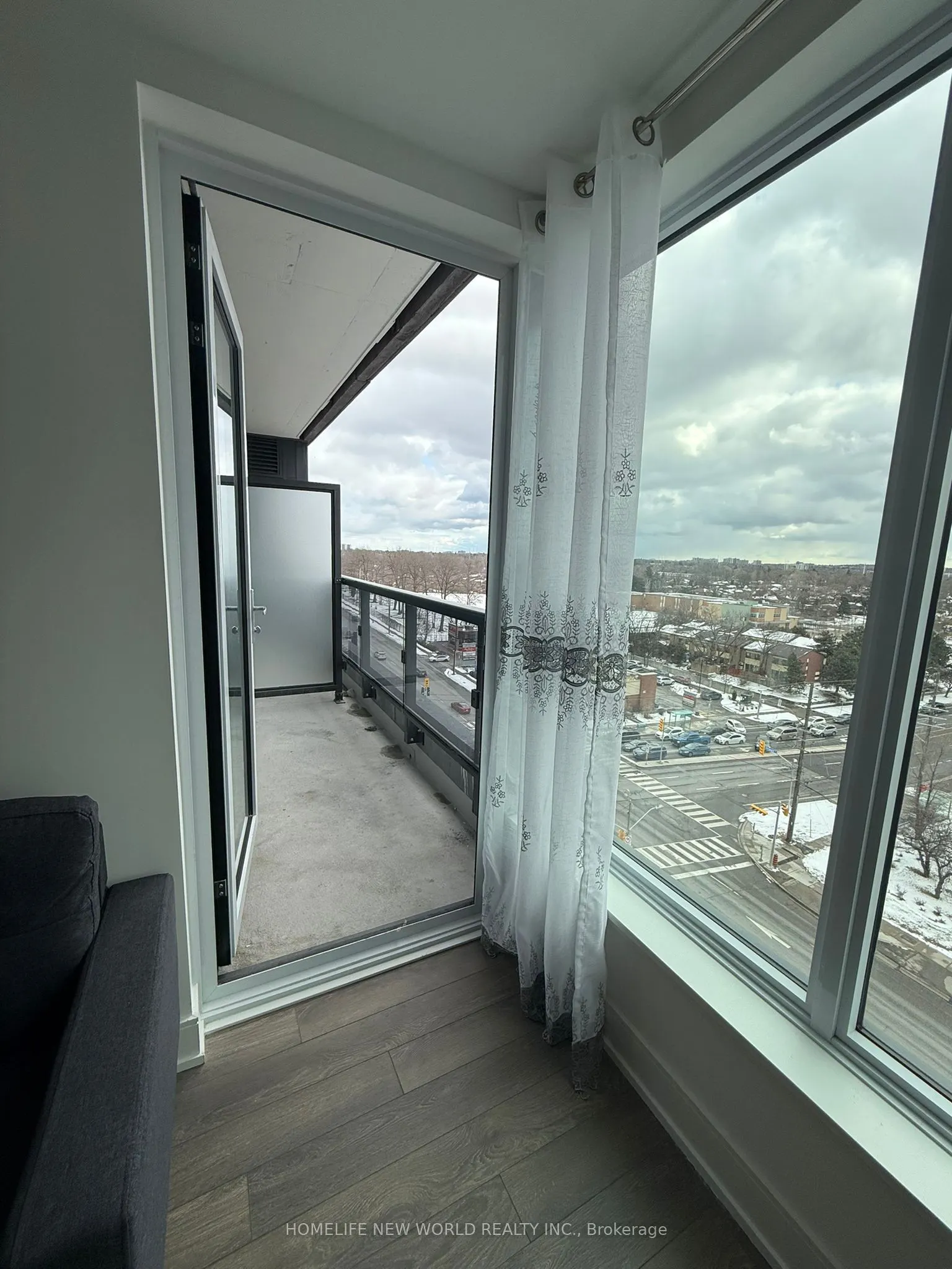 1350 Ellesmere Road, #912