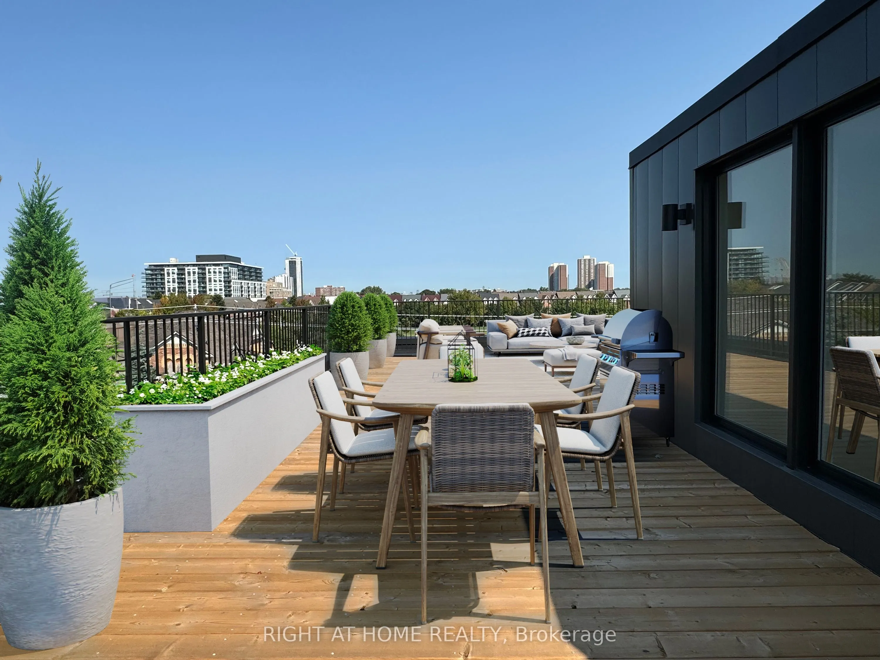 2343 Gerrard Street E, #Sky