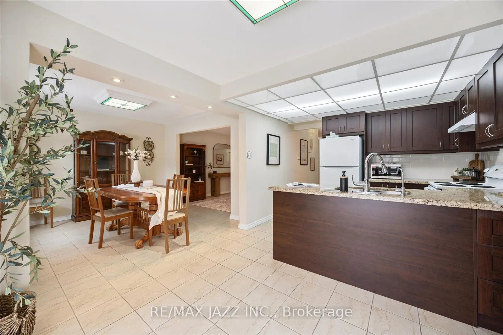 14 Grover Drive