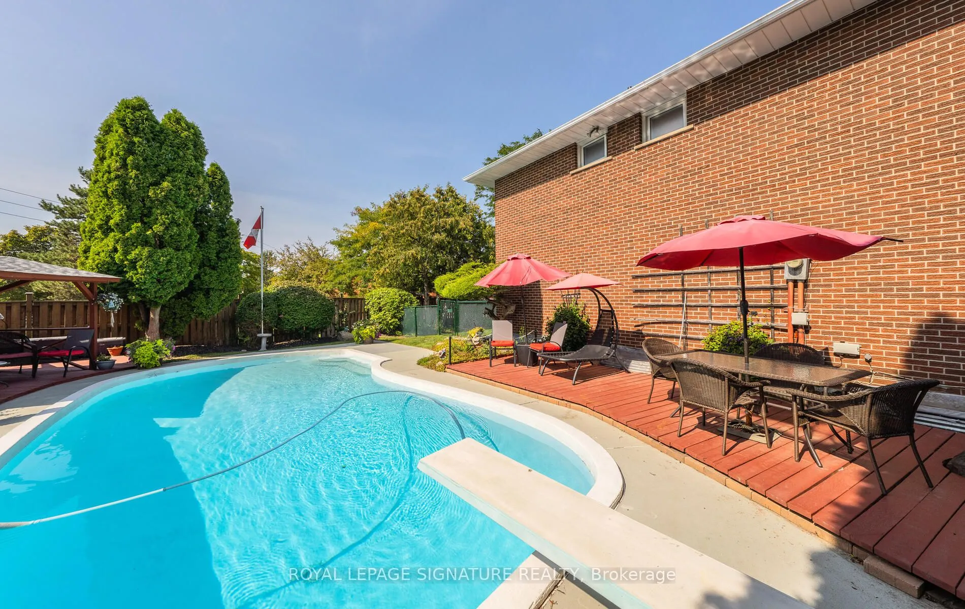 28 Roundwood Court