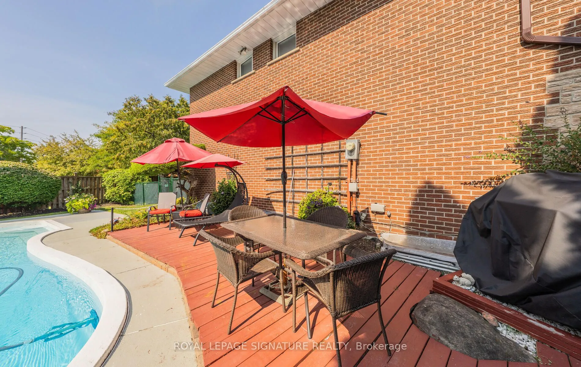 28 Roundwood Court
