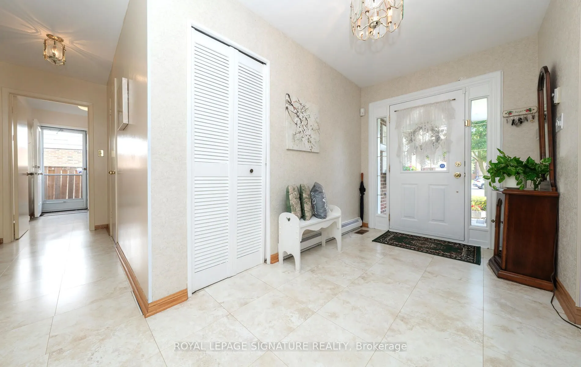 28 Roundwood Court