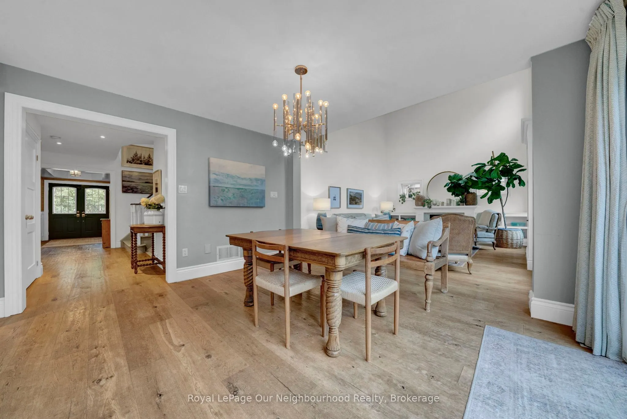 106 Hoile Drive N