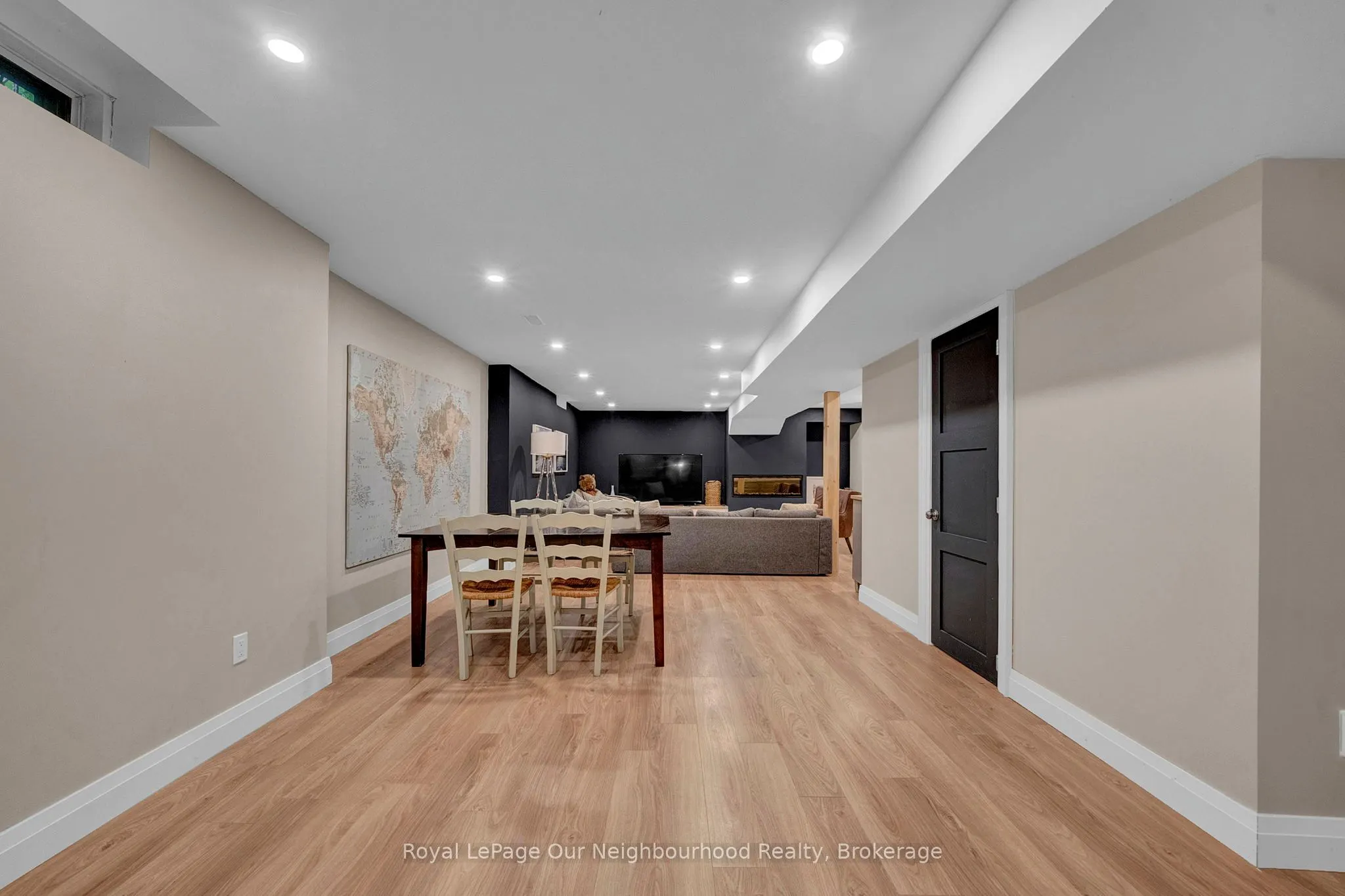 106 Hoile Drive N
