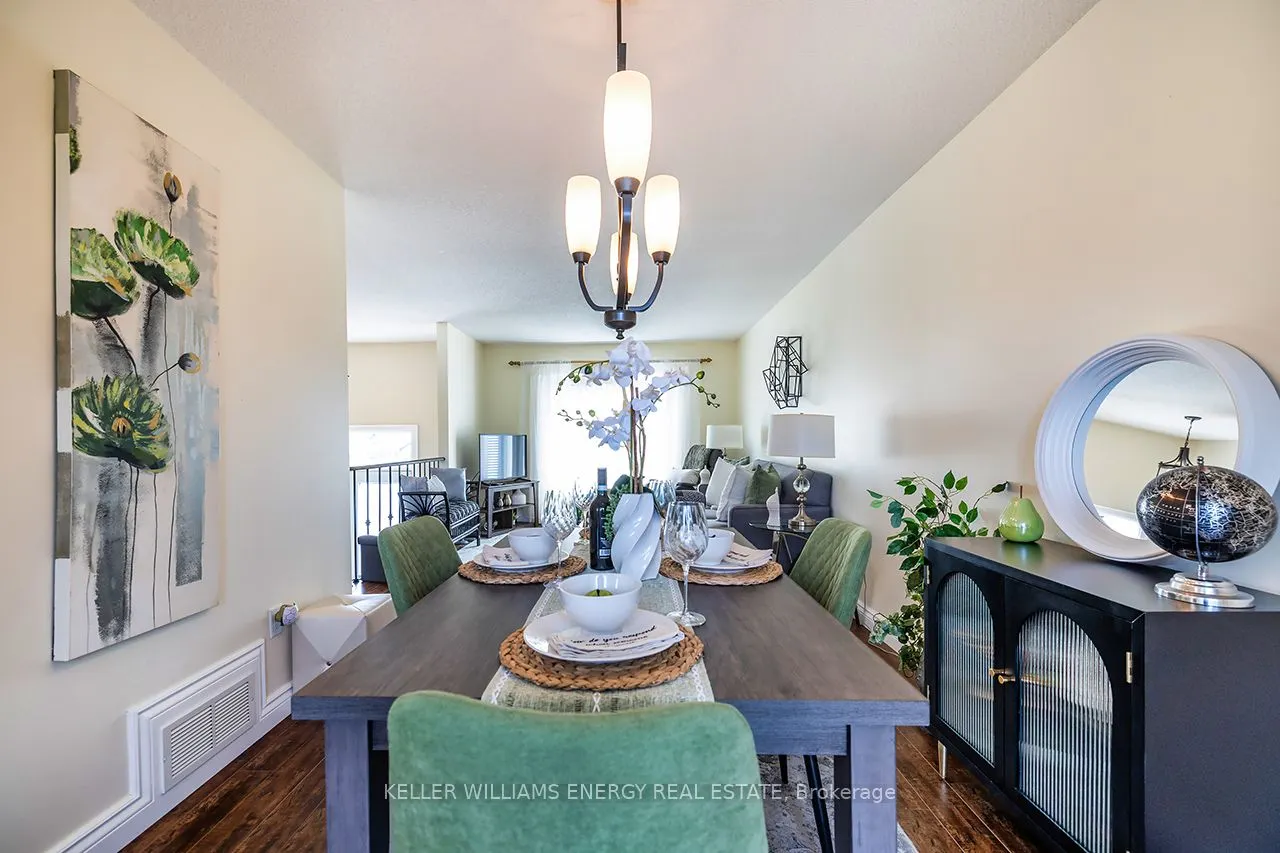 623 Dunrobin Court