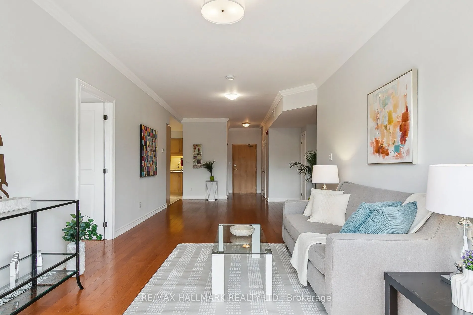 1 Lawlor Avenue, #206