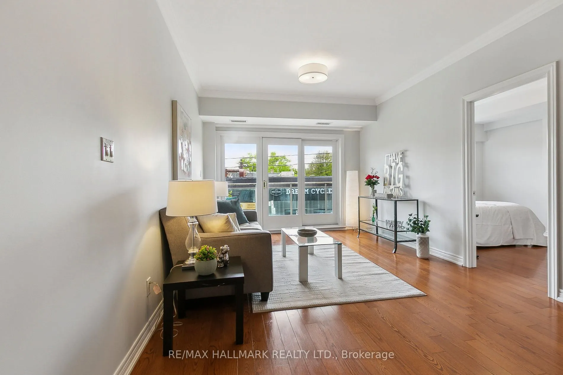 1 Lawlor Avenue, #206
