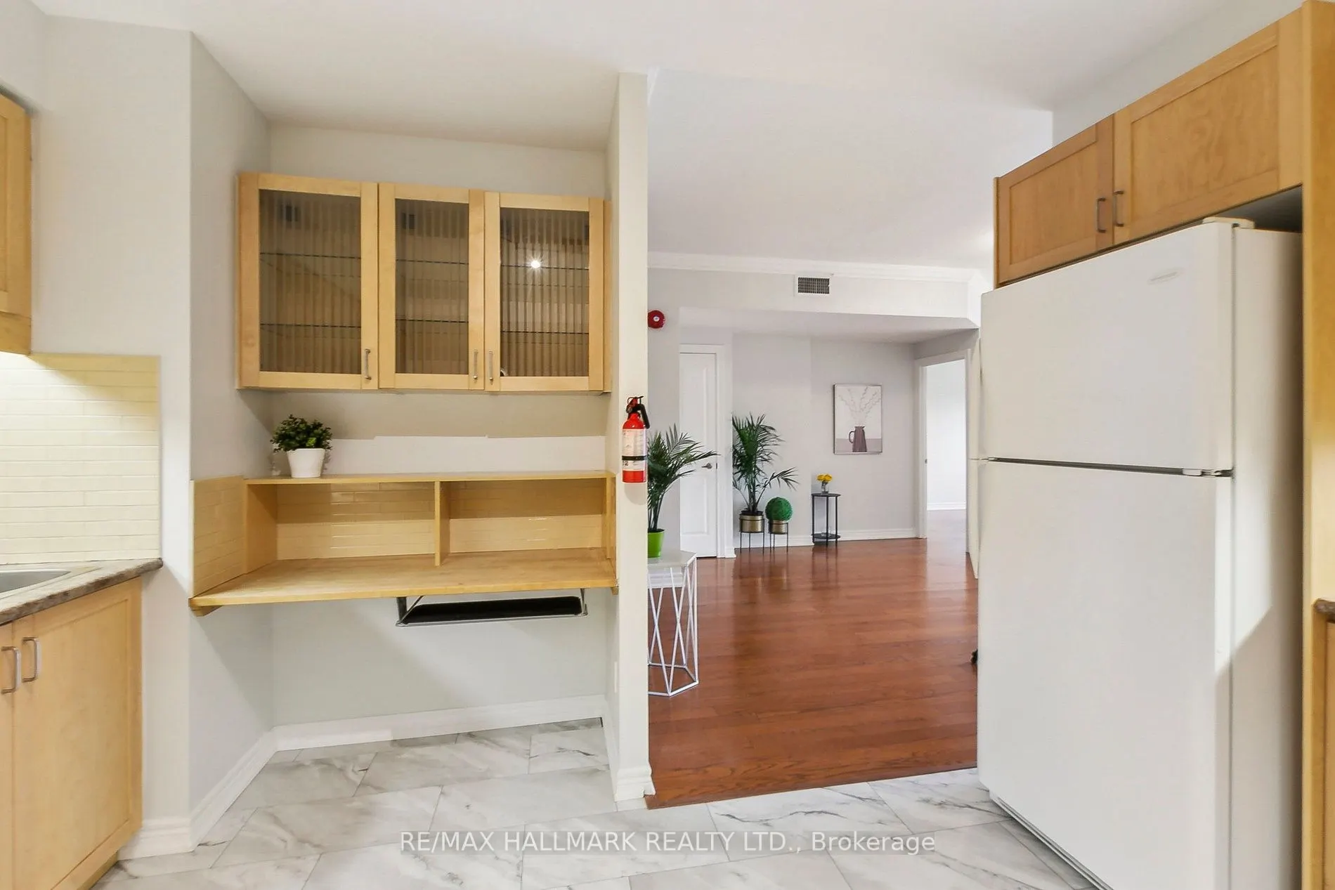 1 Lawlor Avenue, #206