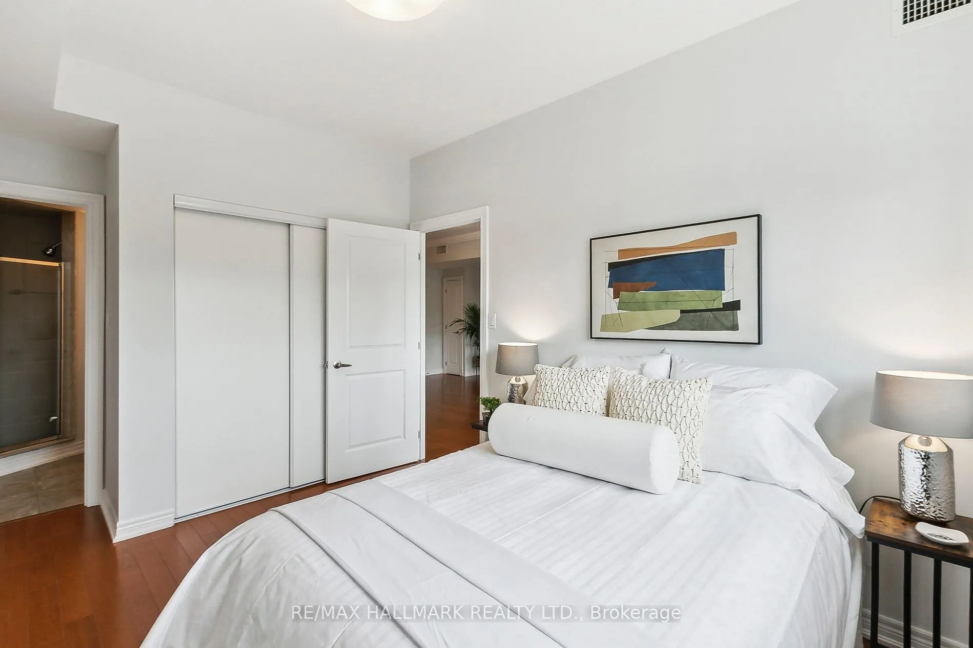 1 Lawlor Avenue, #206