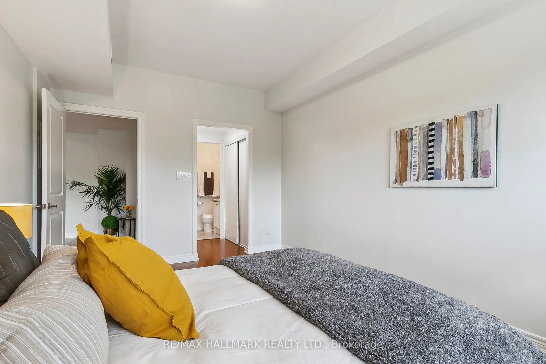 1 Lawlor Avenue, #206