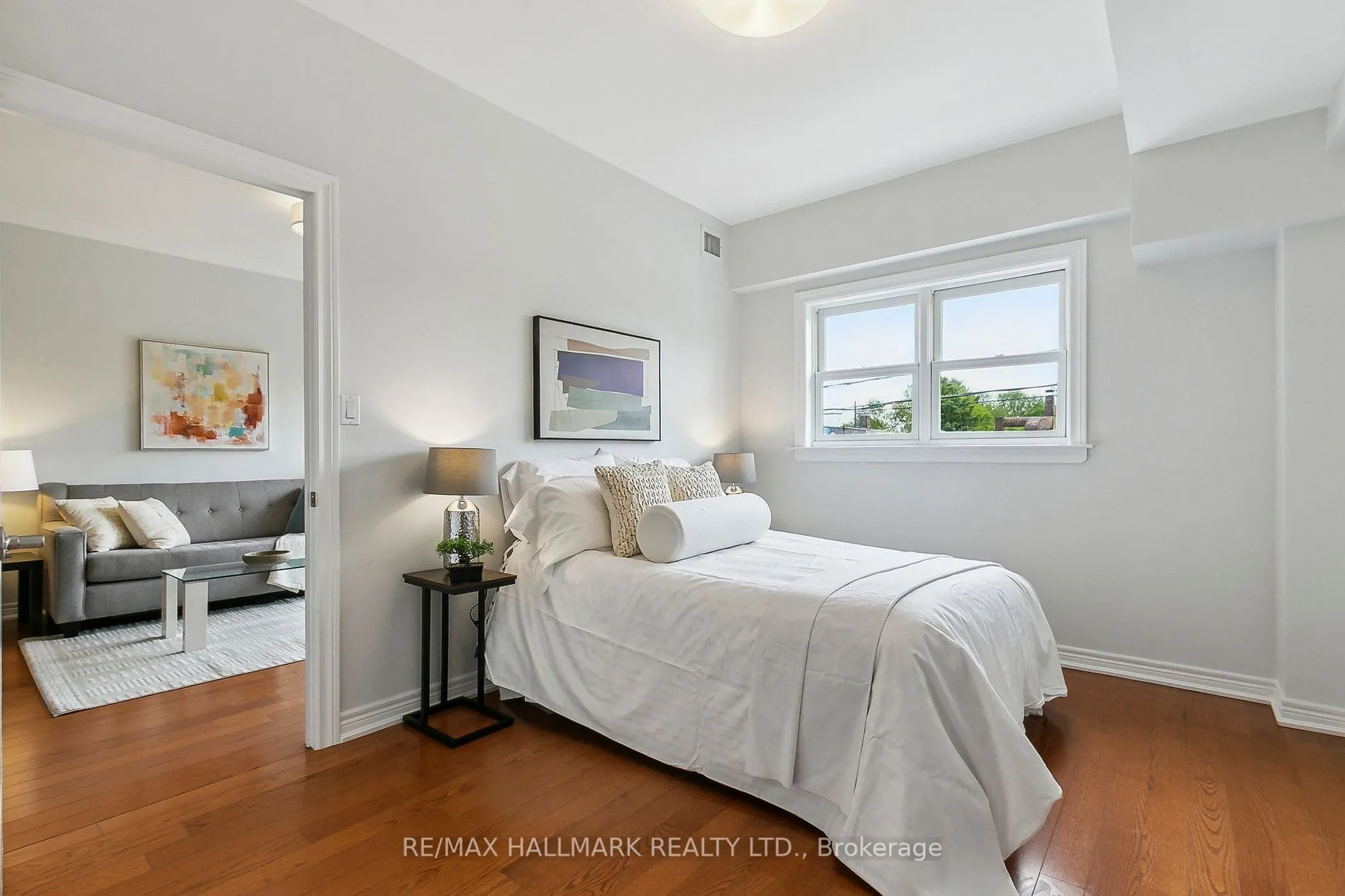 1 Lawlor Avenue, #206