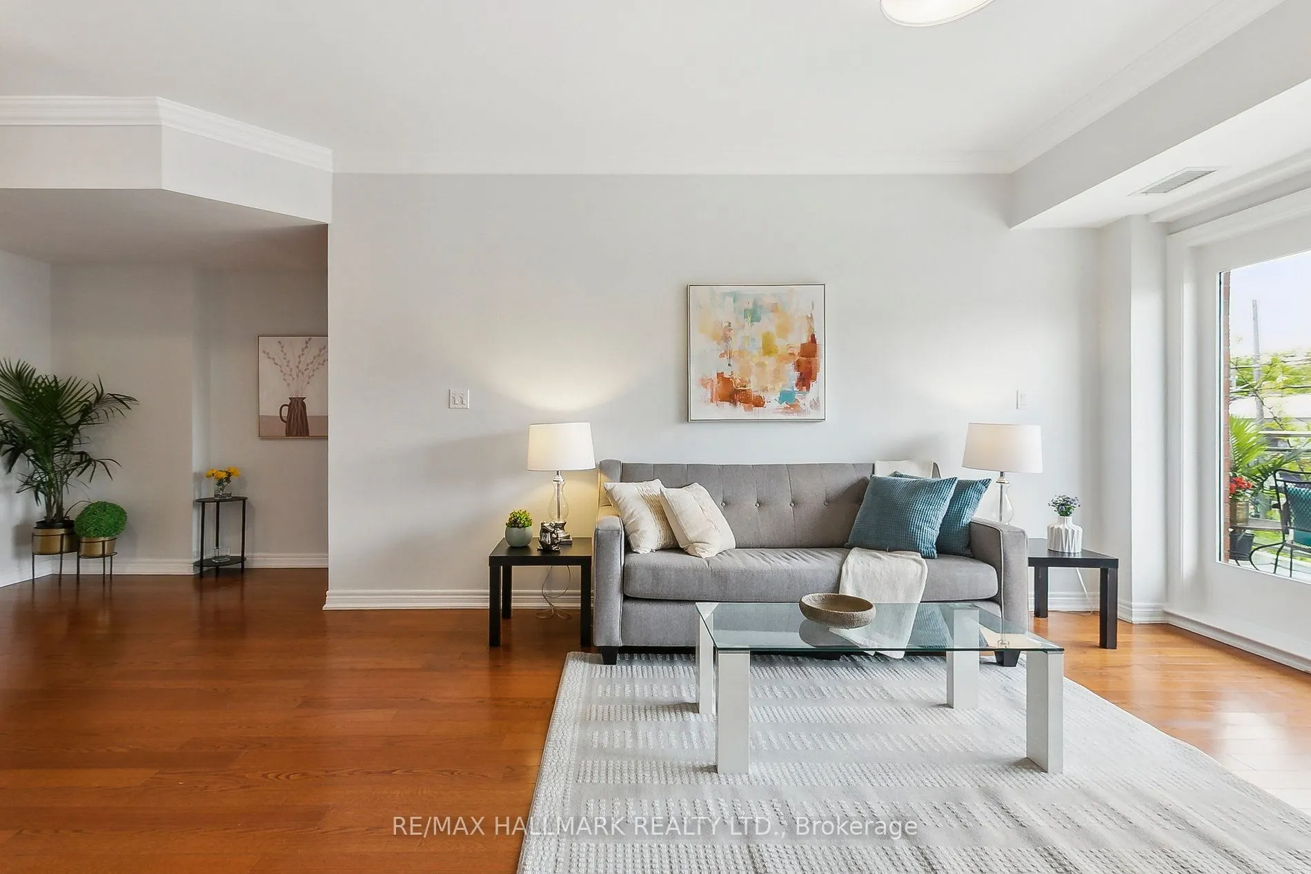 1 Lawlor Avenue, #206