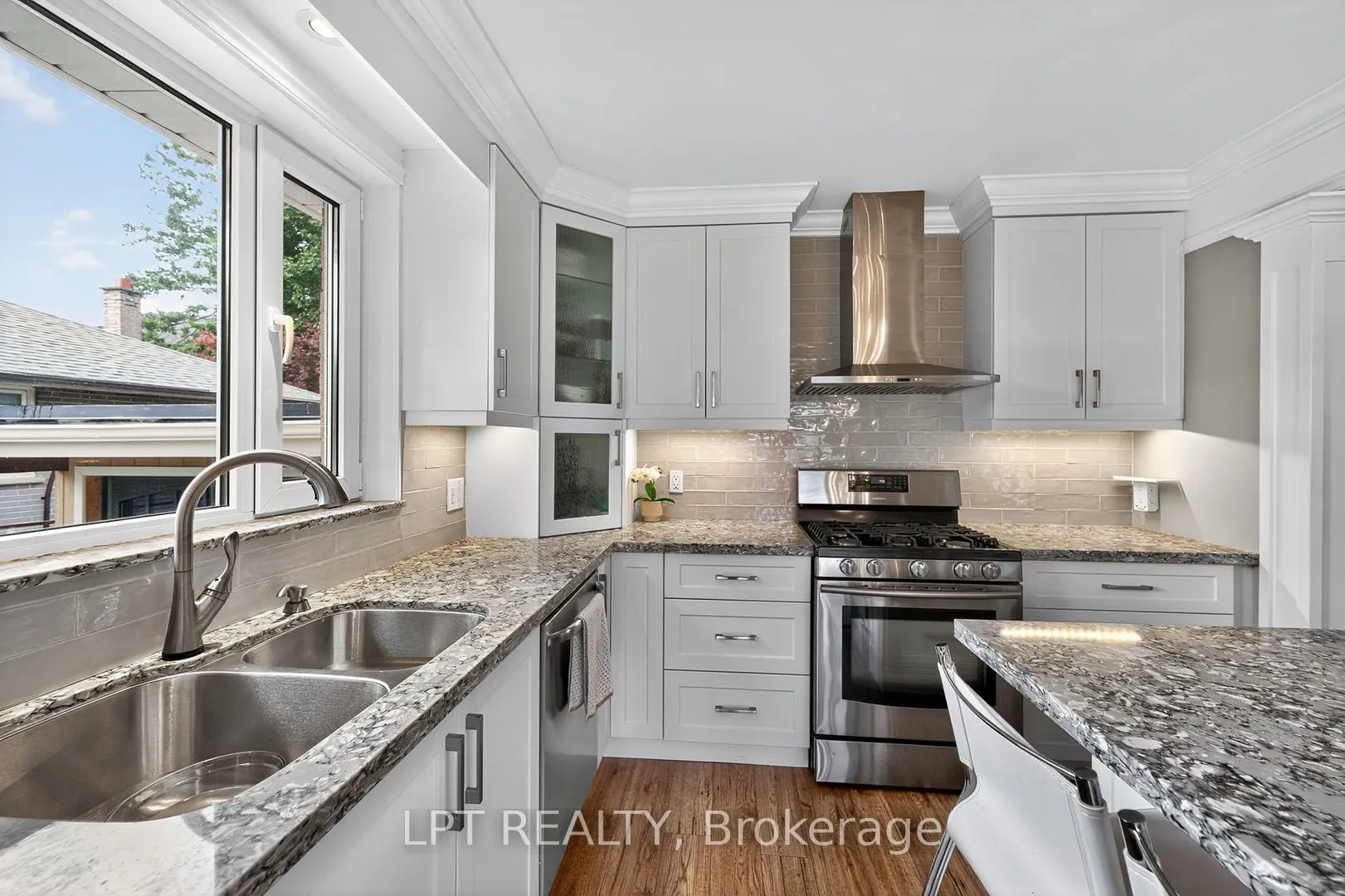 804 Beech Street W