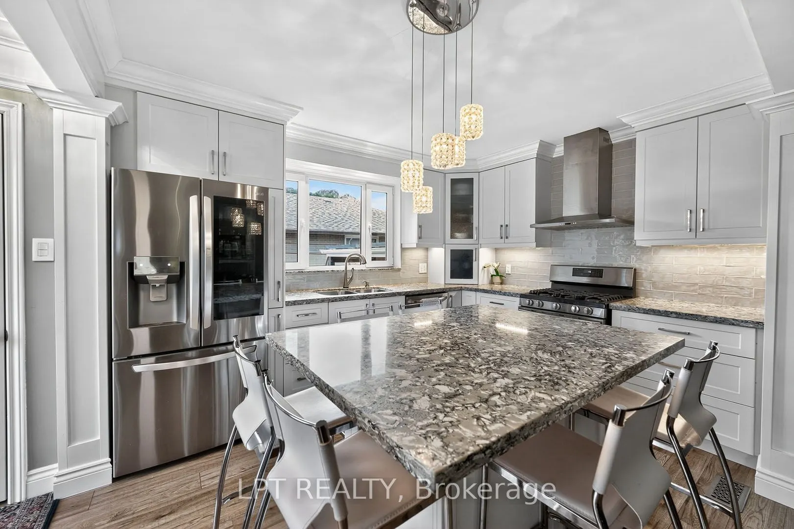 804 Beech Street W