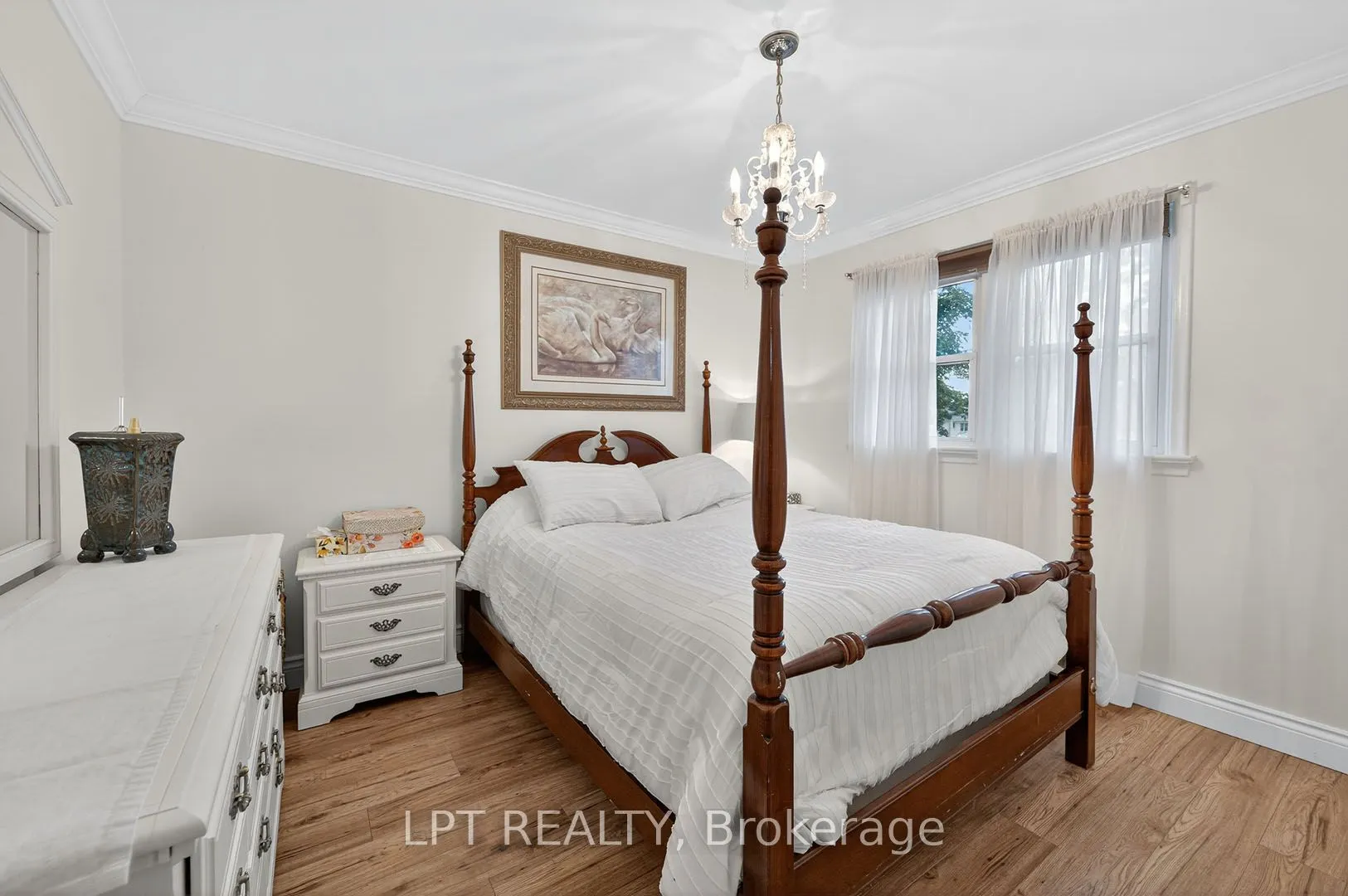 804 Beech Street W