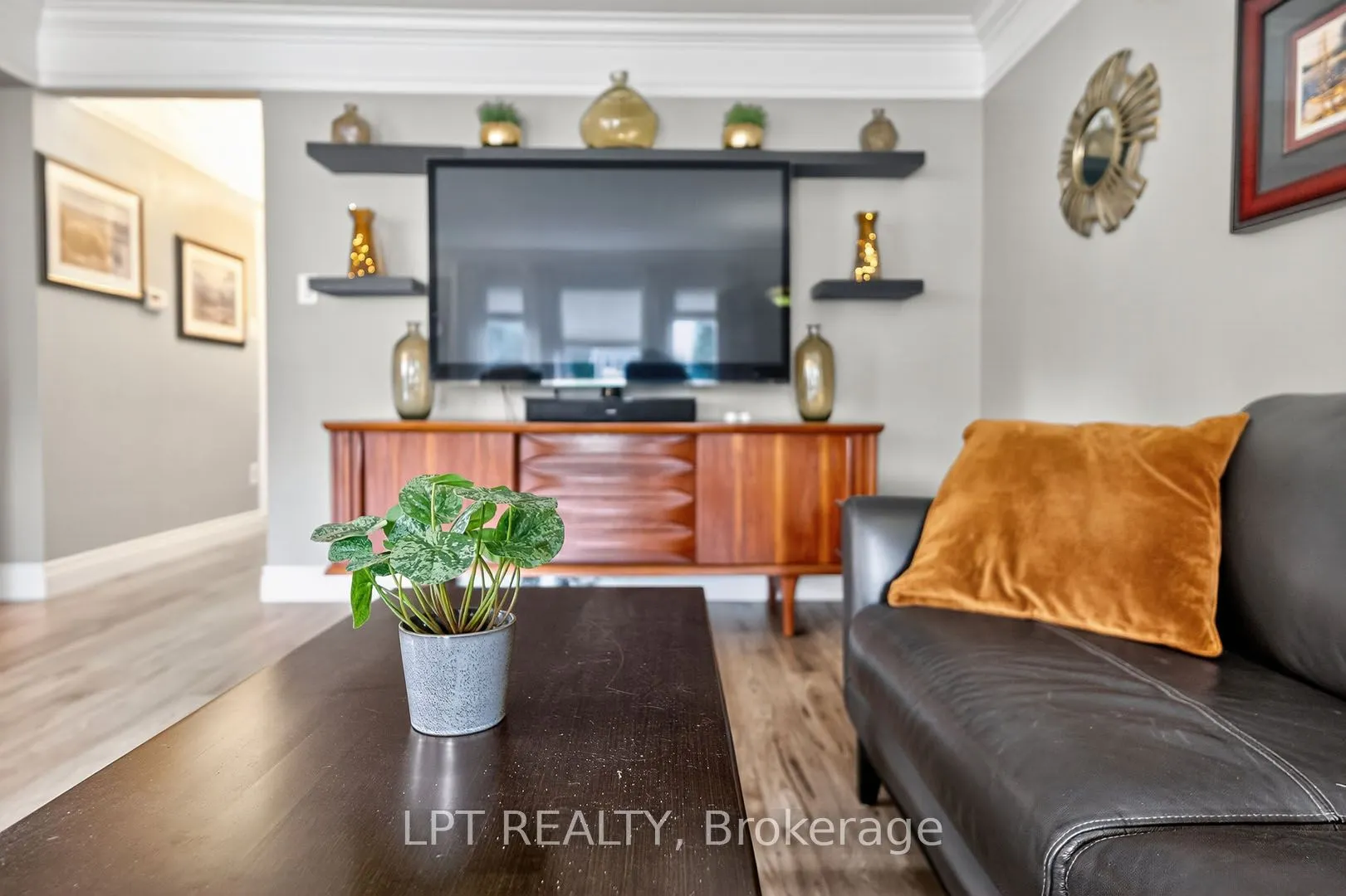 804 Beech Street W