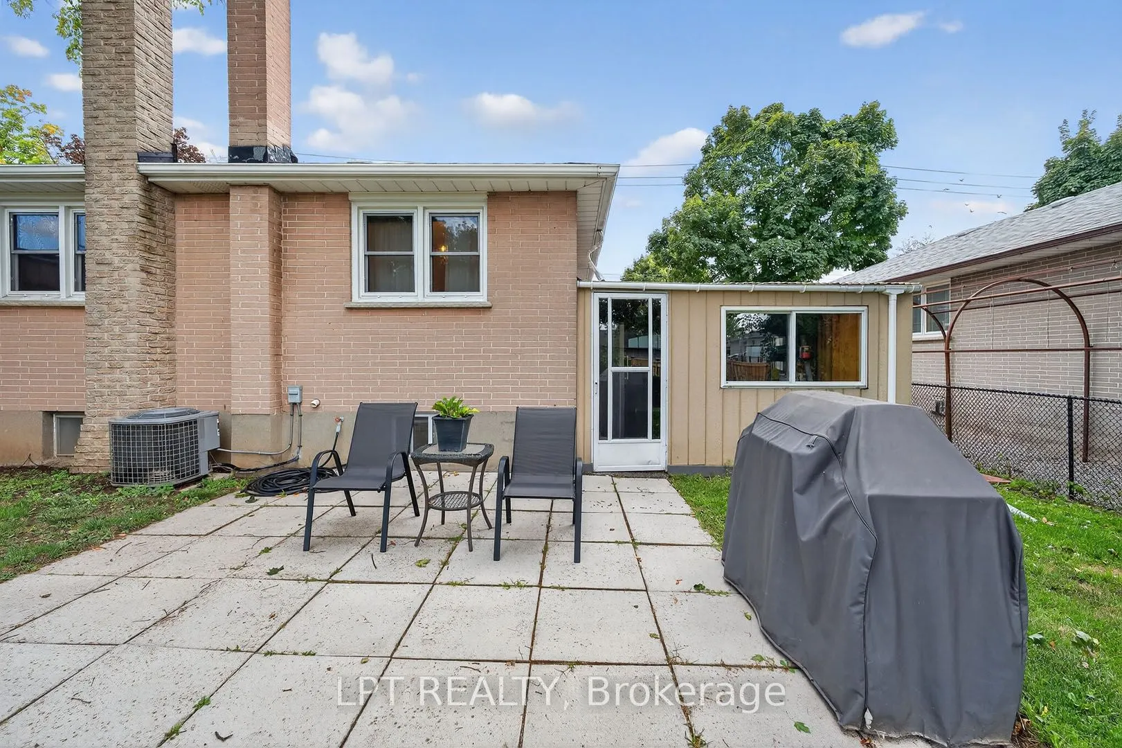 804 Beech Street W