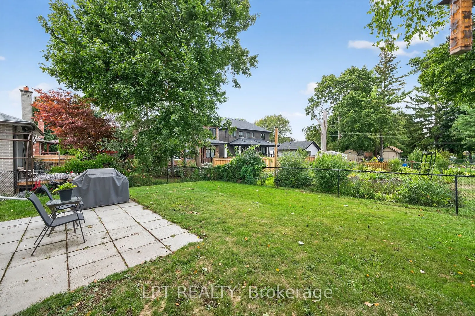 804 Beech Street W