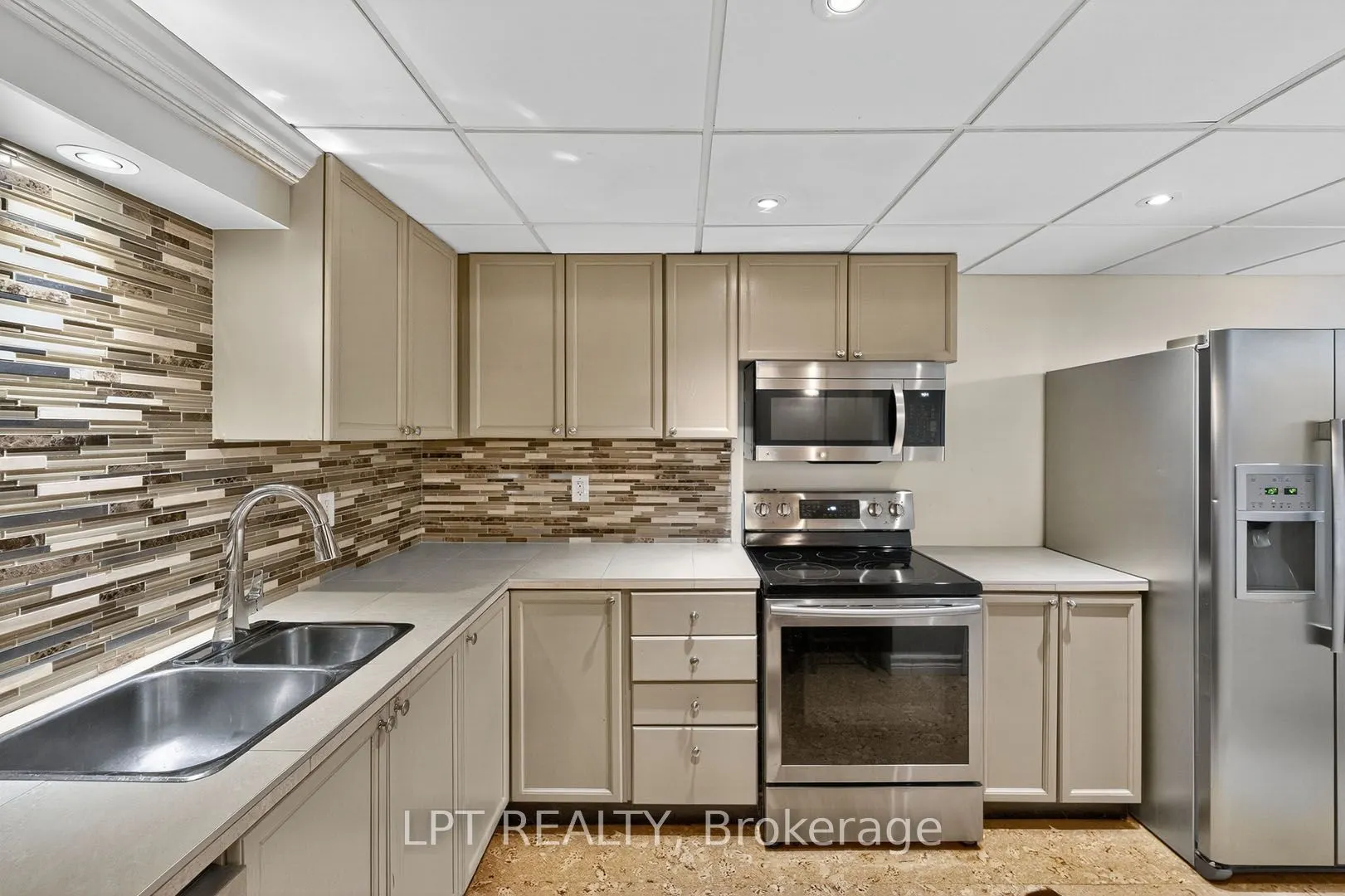 804 Beech Street W