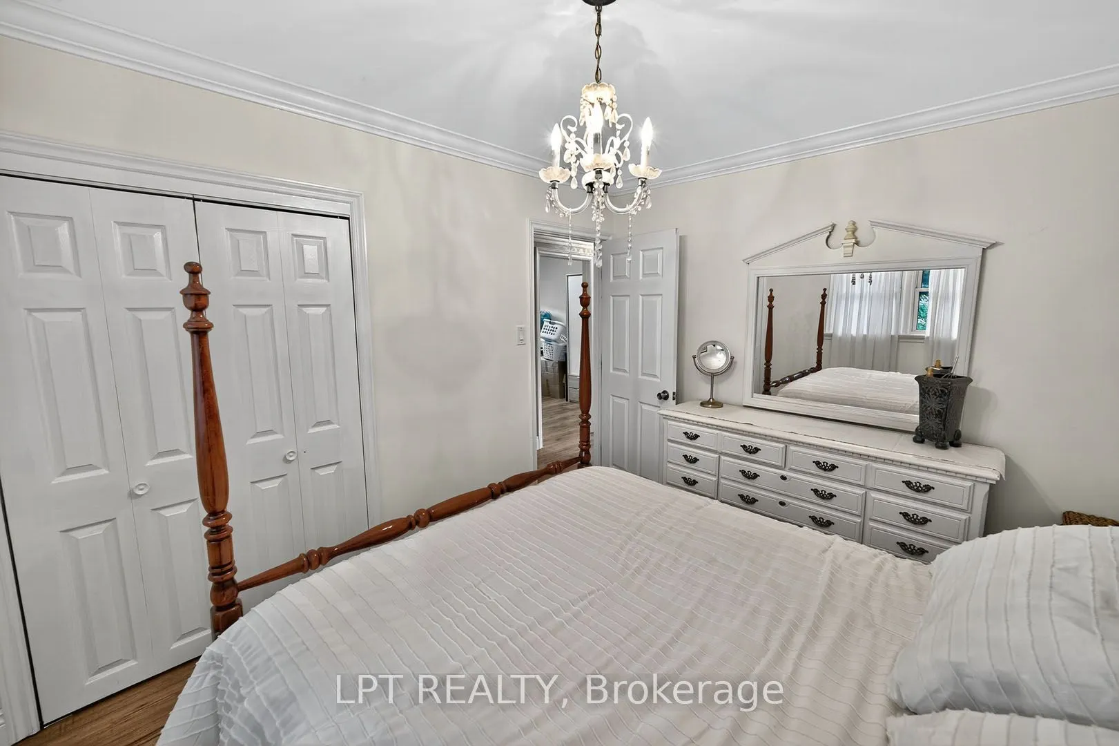 804 Beech Street W