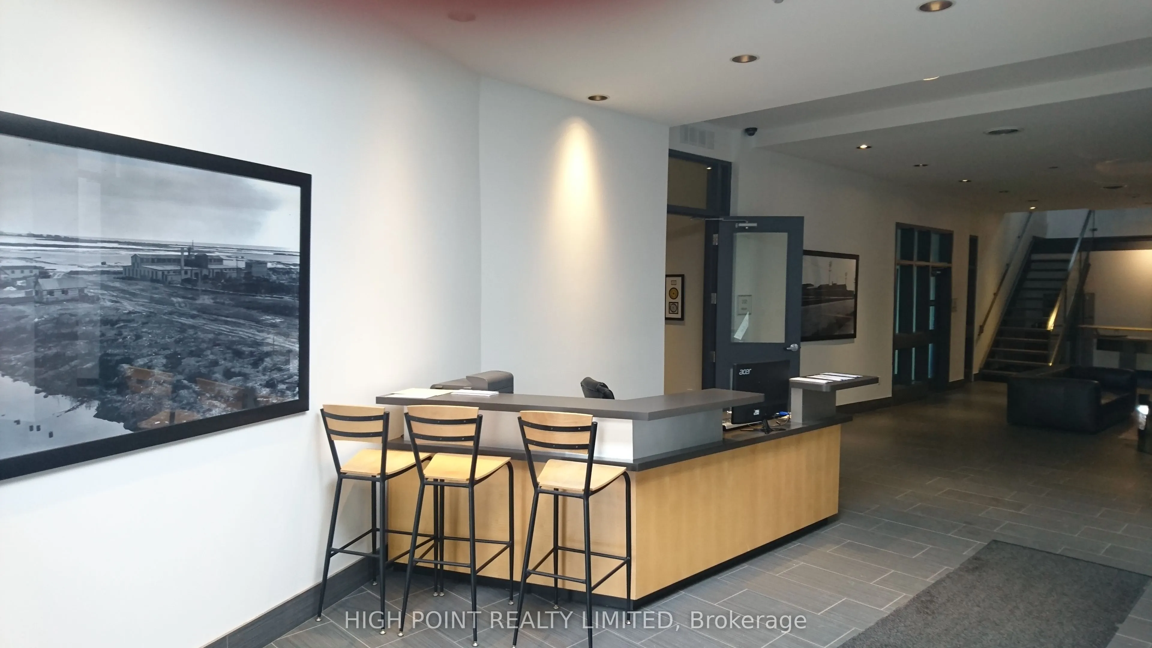 33 Villiers Street, #202