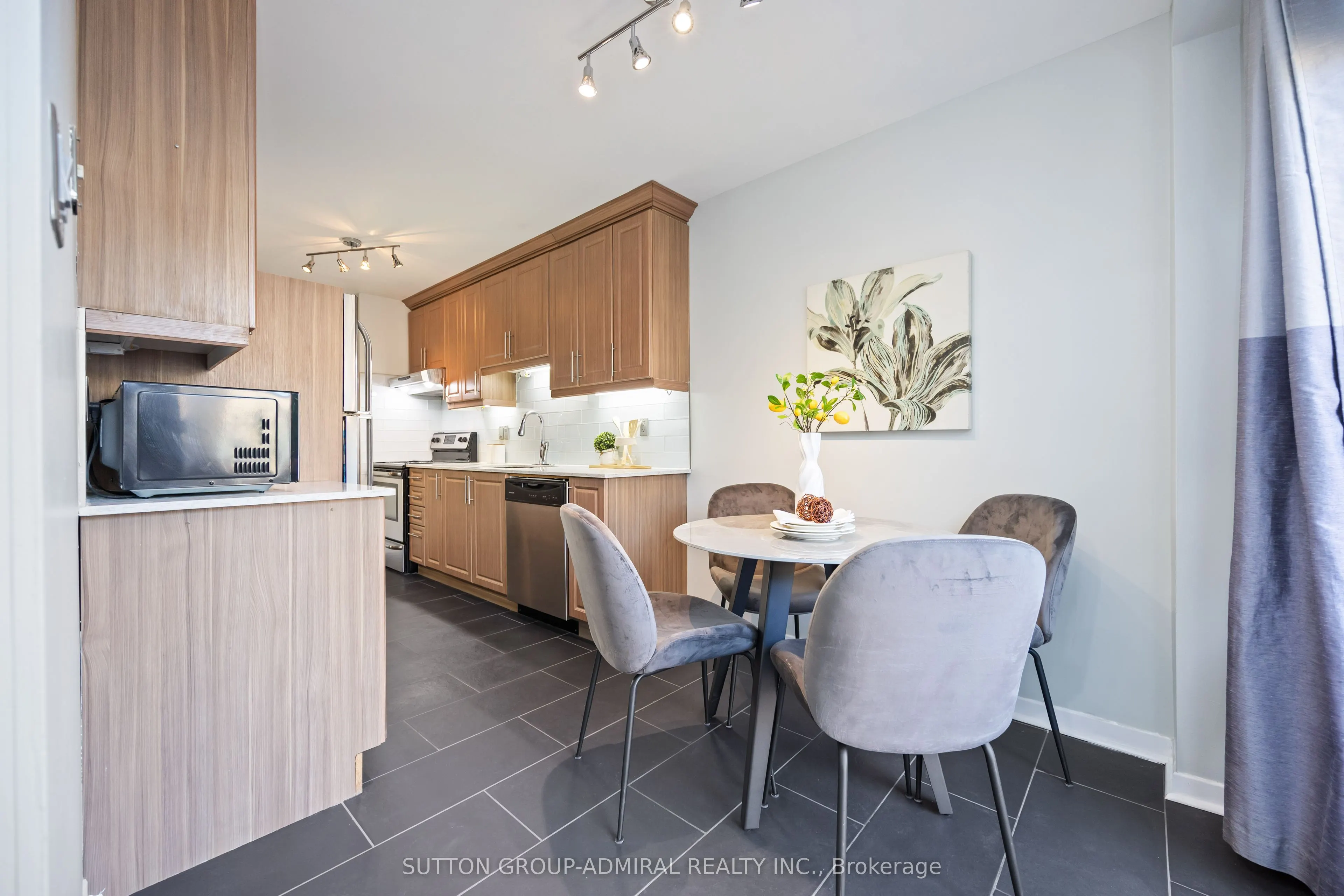 12 Tilburn Place