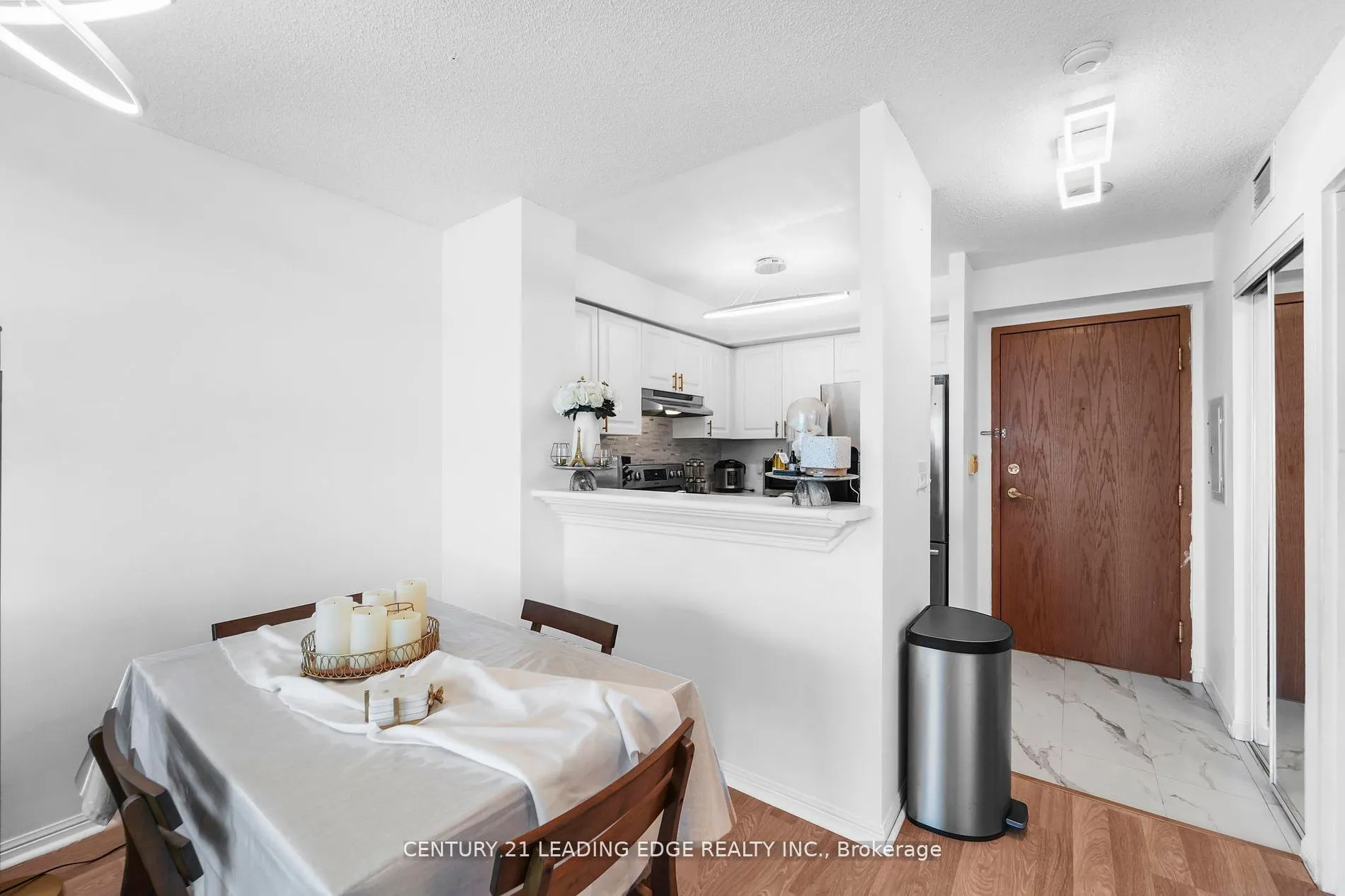 11 Lee Centre Drive, #1609
