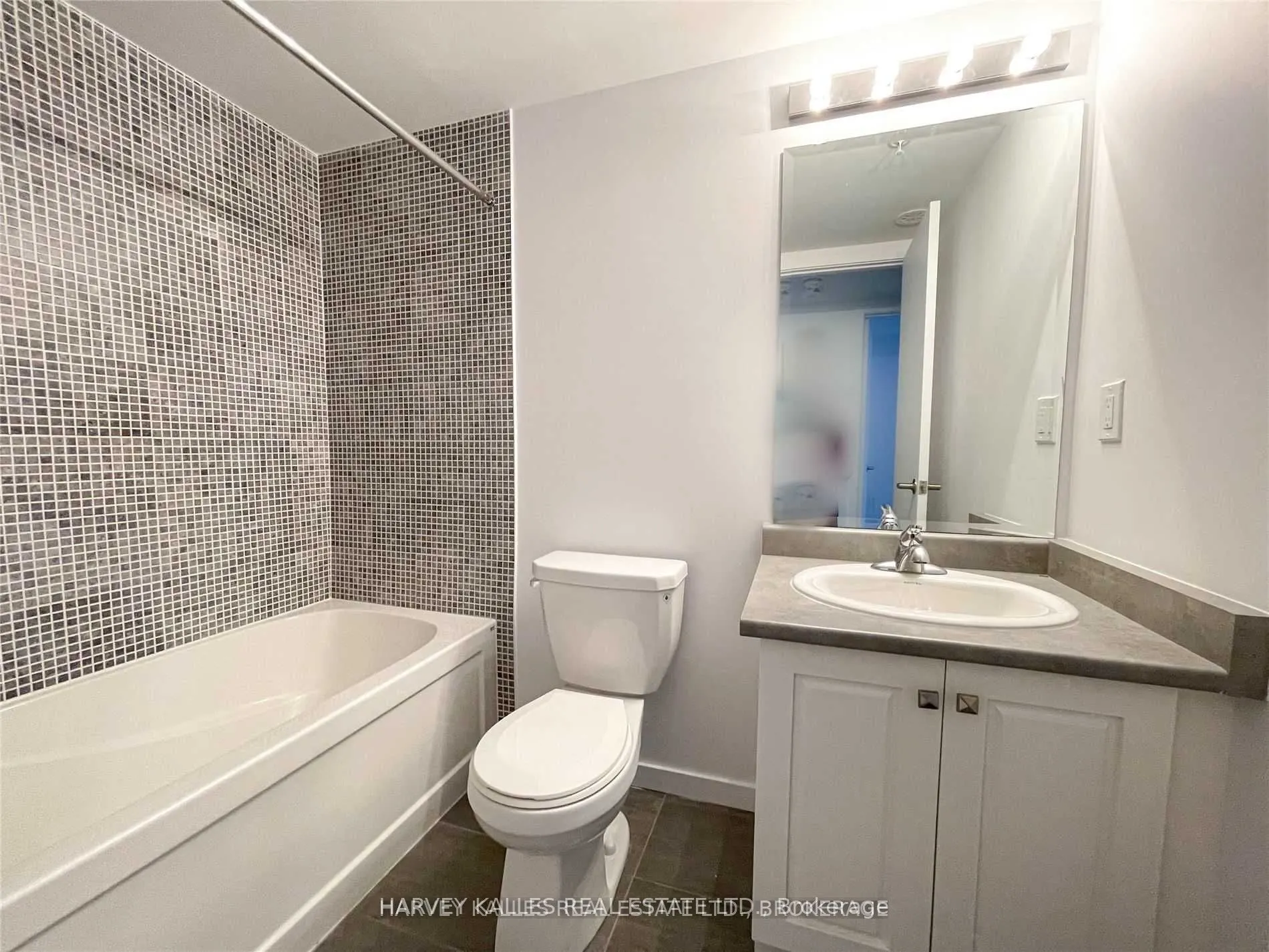 1711 Pure Springs Boulevard, #416