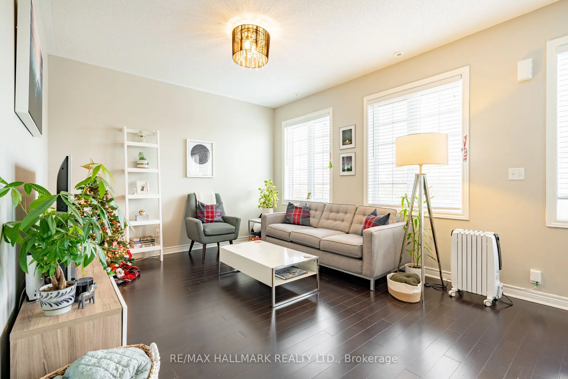 67 Enroutes Street, #67