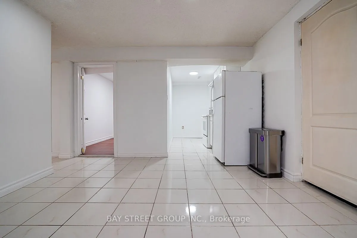 11 Sunbird Crescent