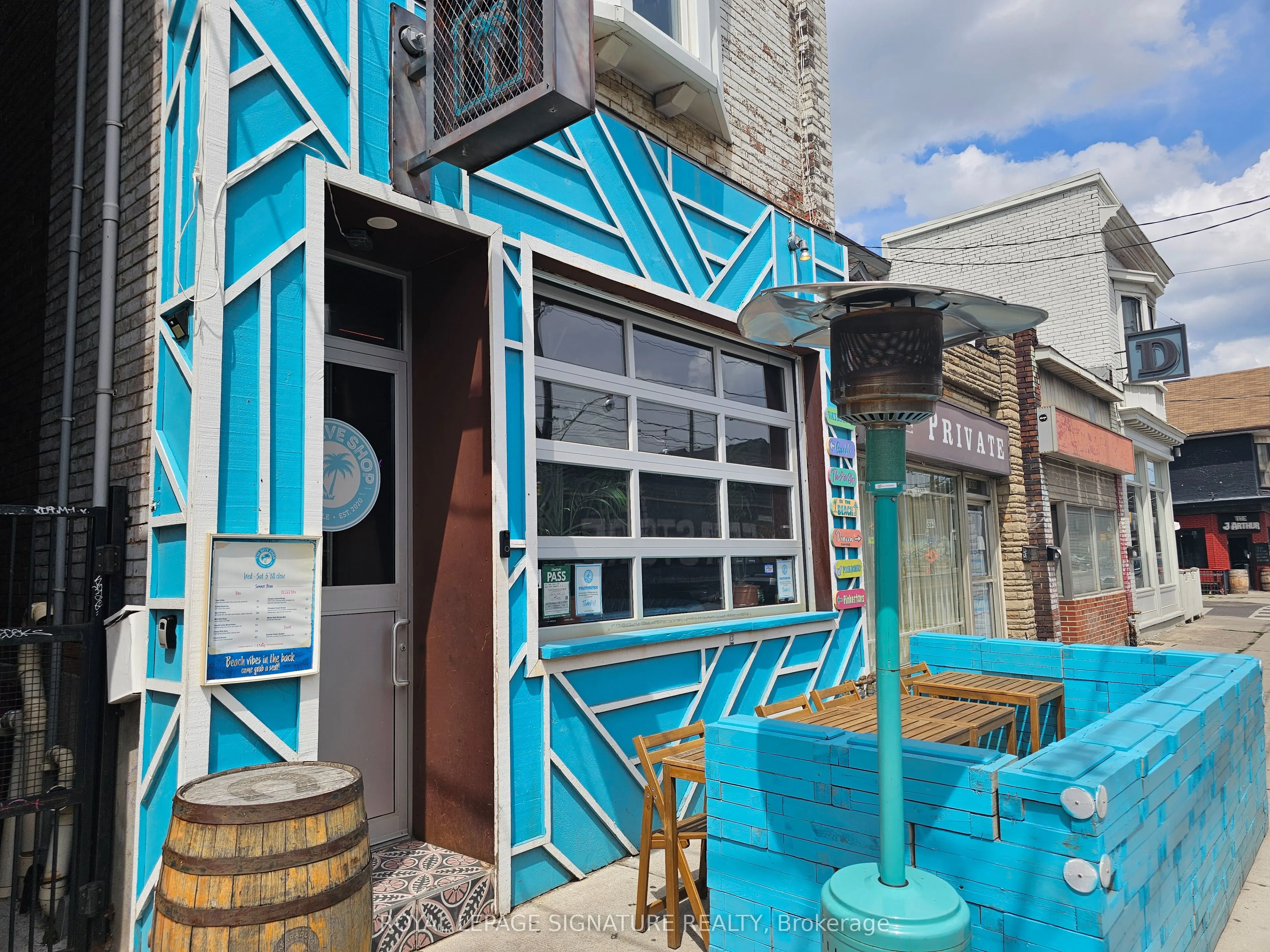 1036 Gerrard Street E