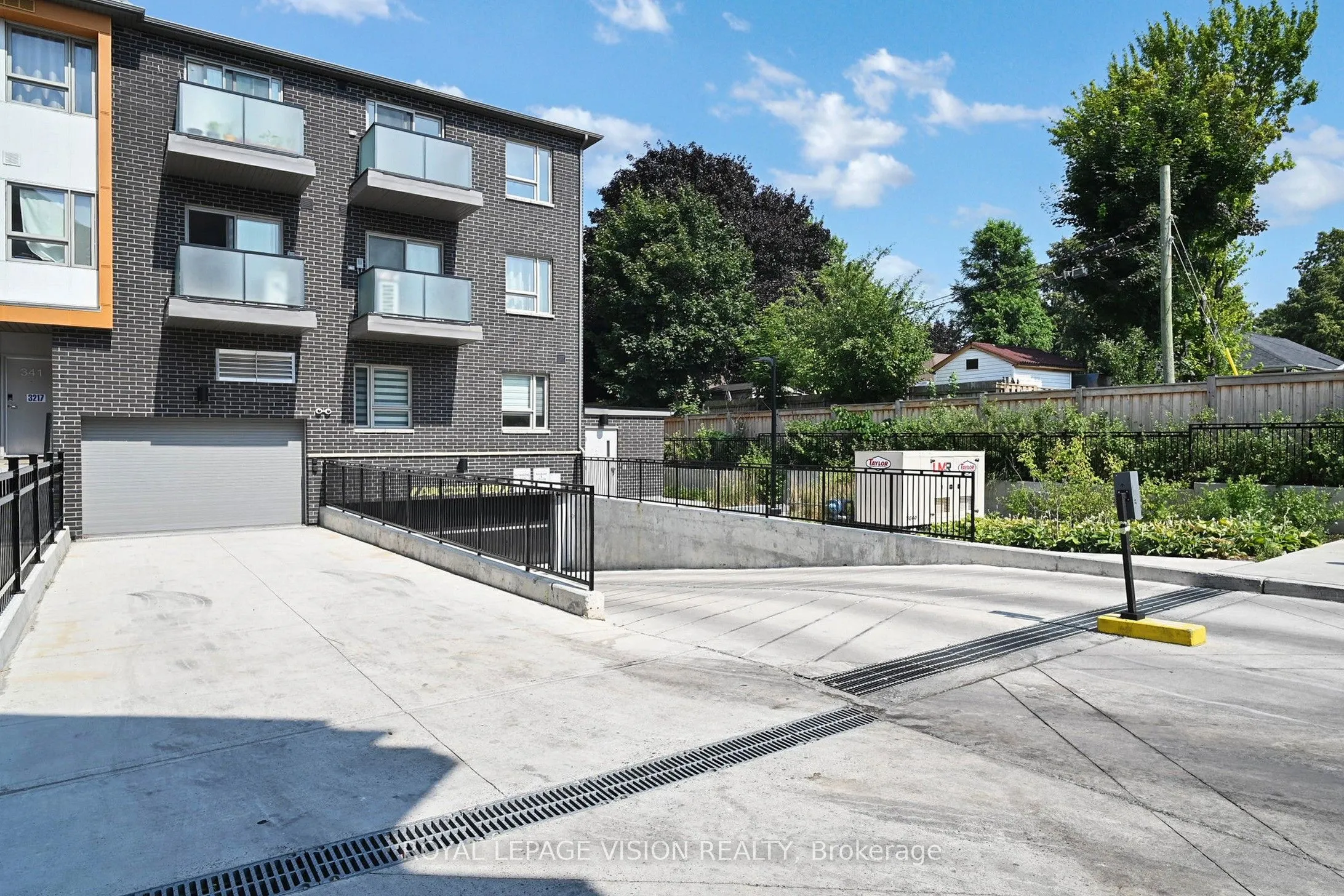 2791 Eglinton Avenue, #508