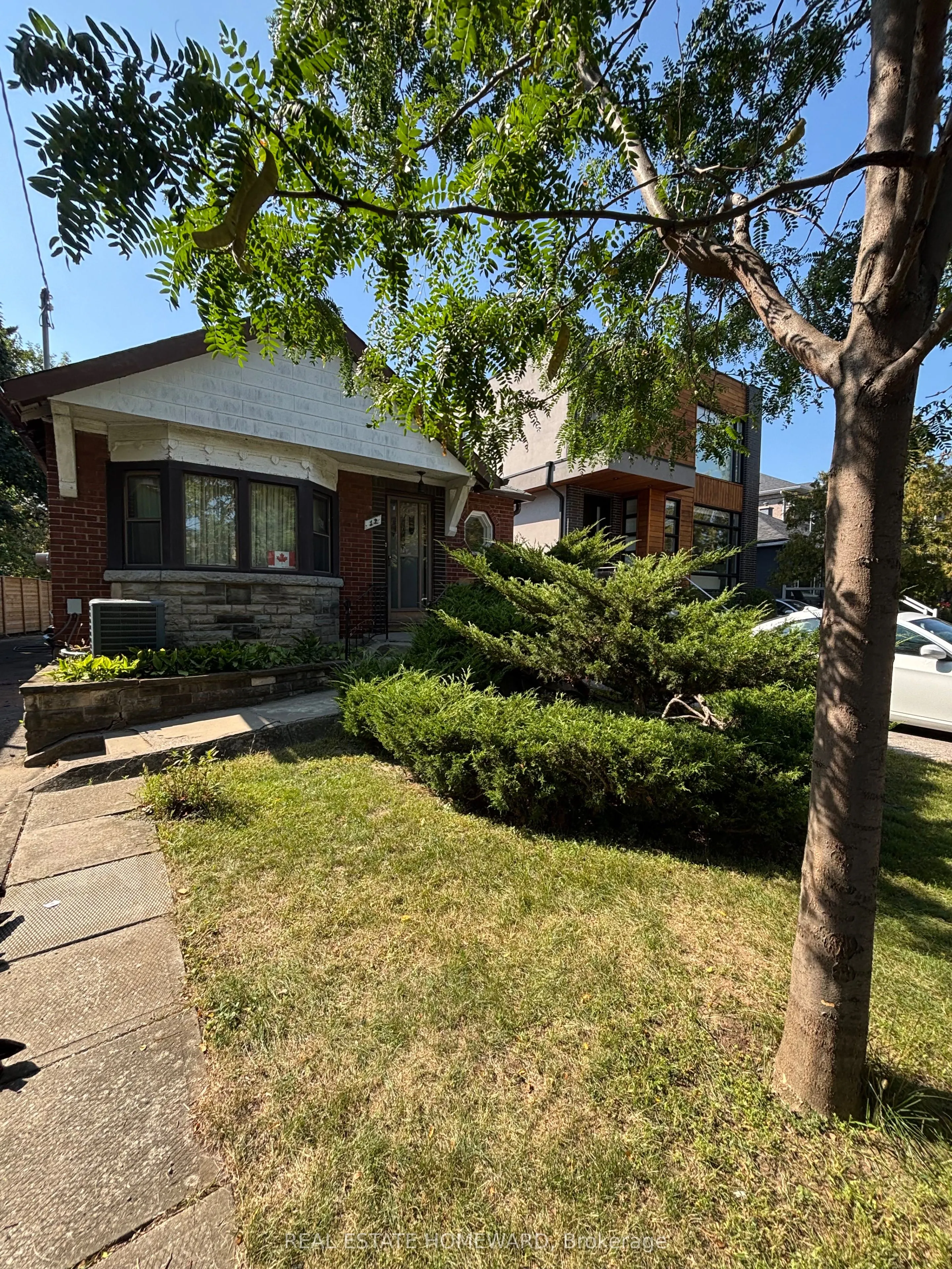12 St Hubert Avenue