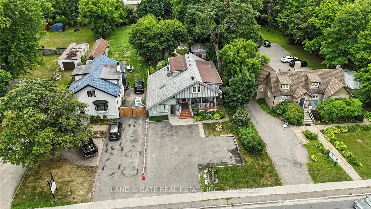 519 Kingston Road W