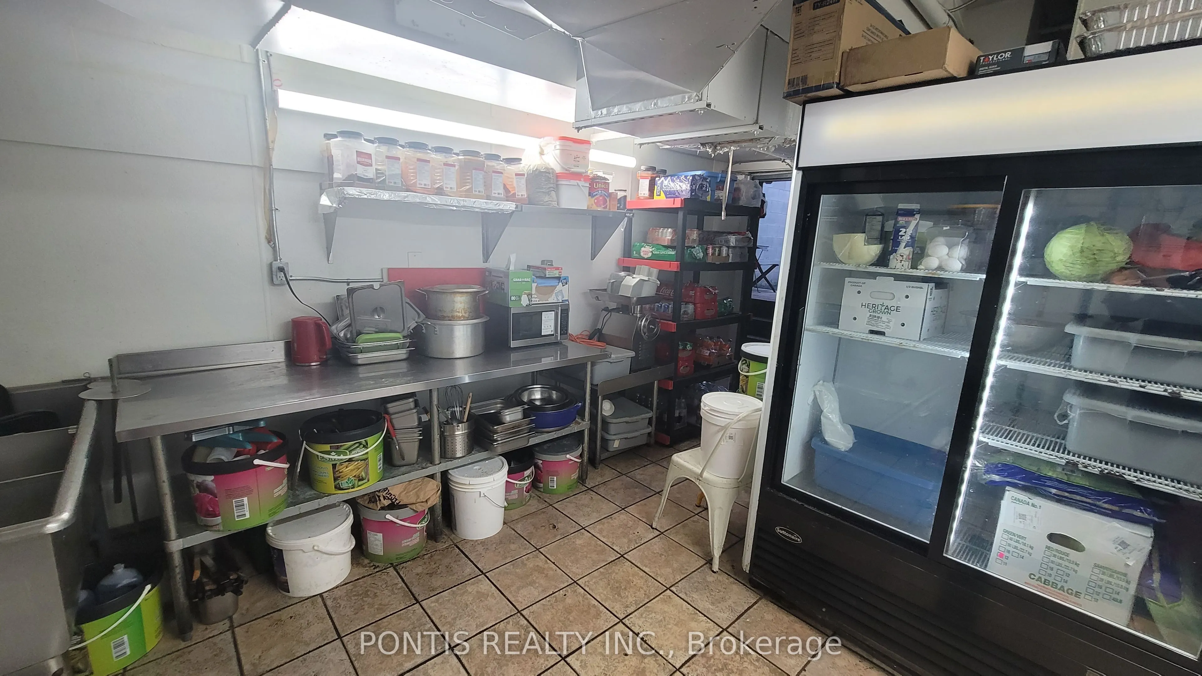 1608 QUEEN Street E