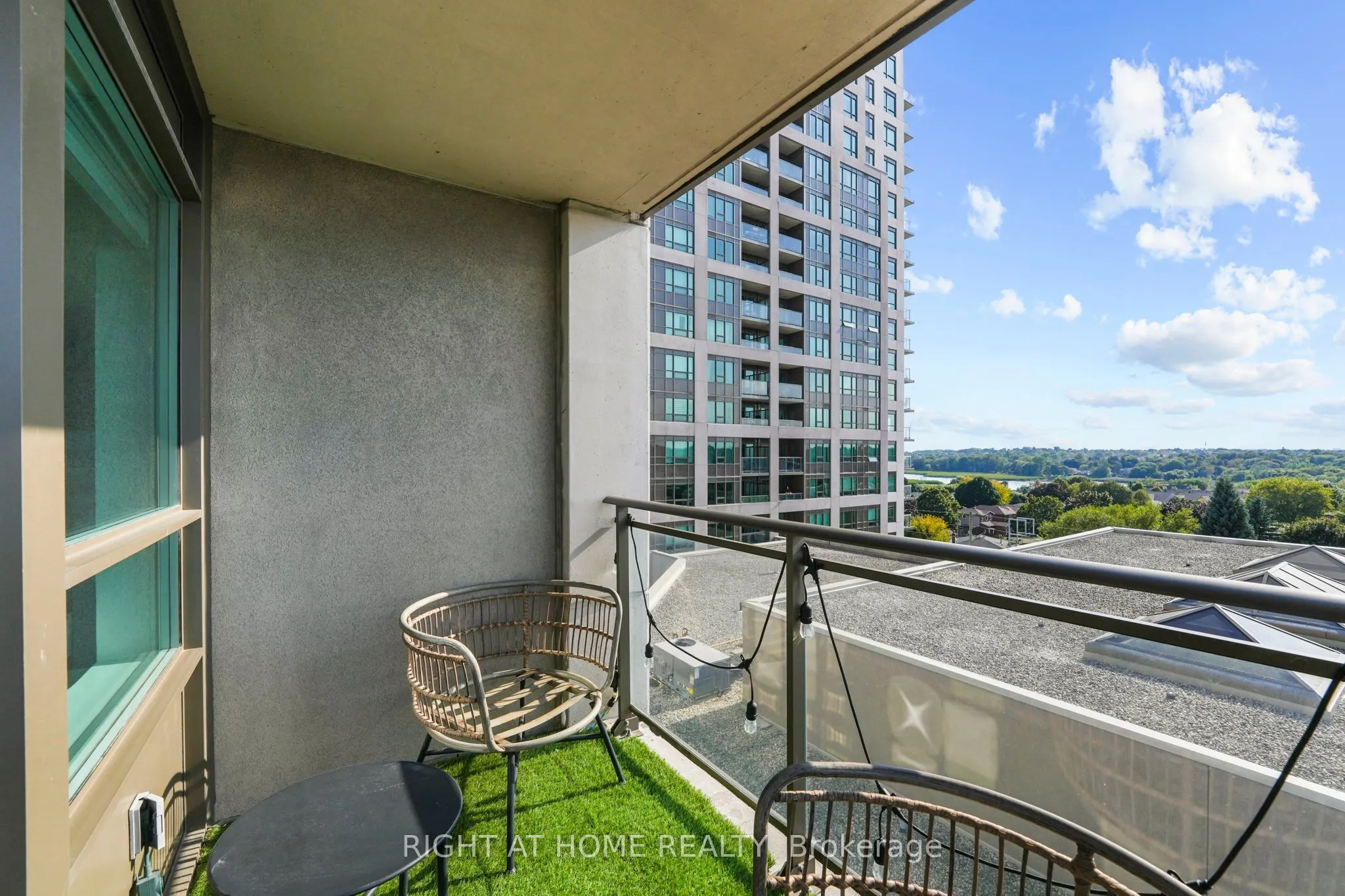 1235 Bayly Street, #603