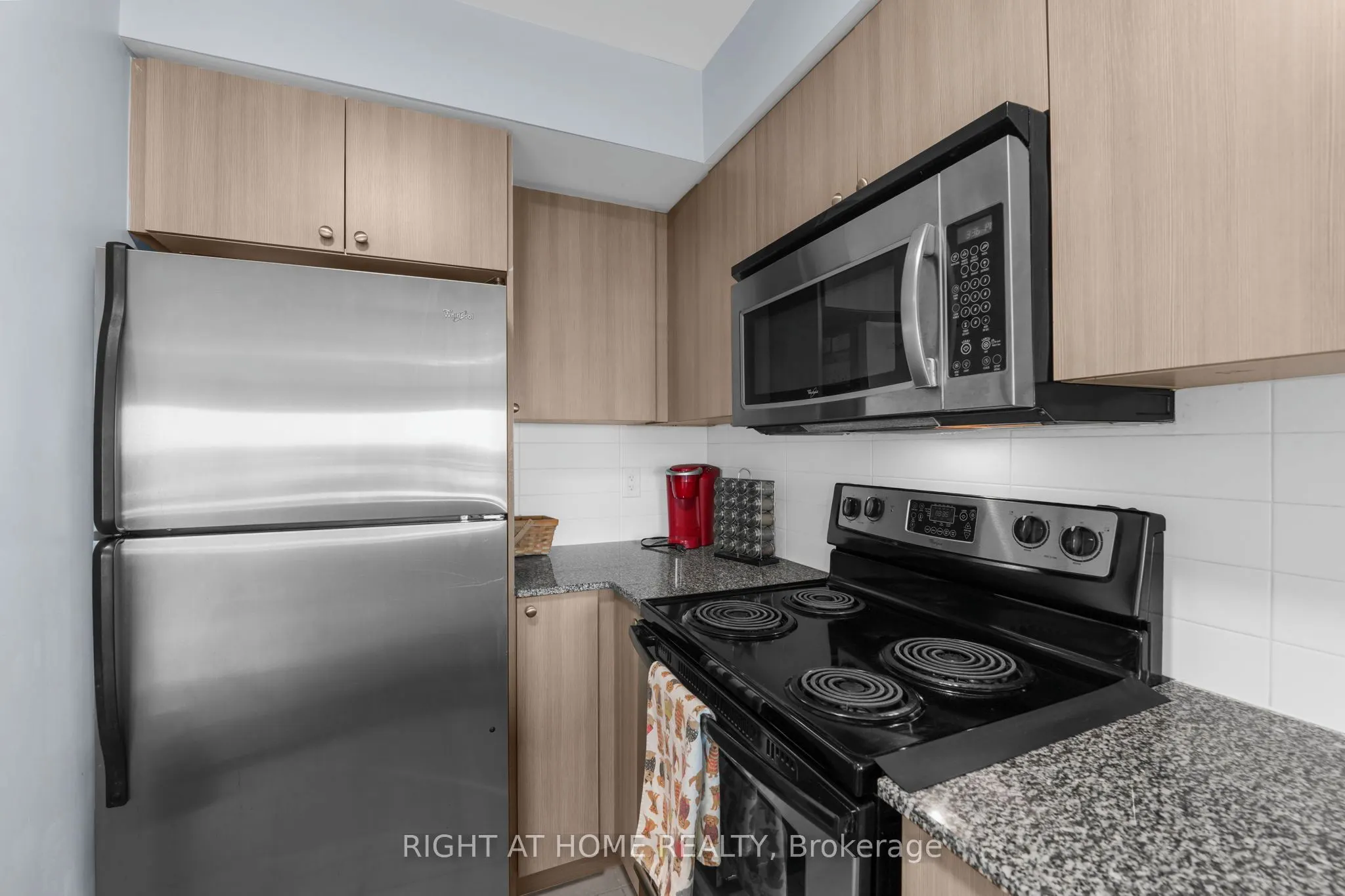 1235 Bayly Street, #603