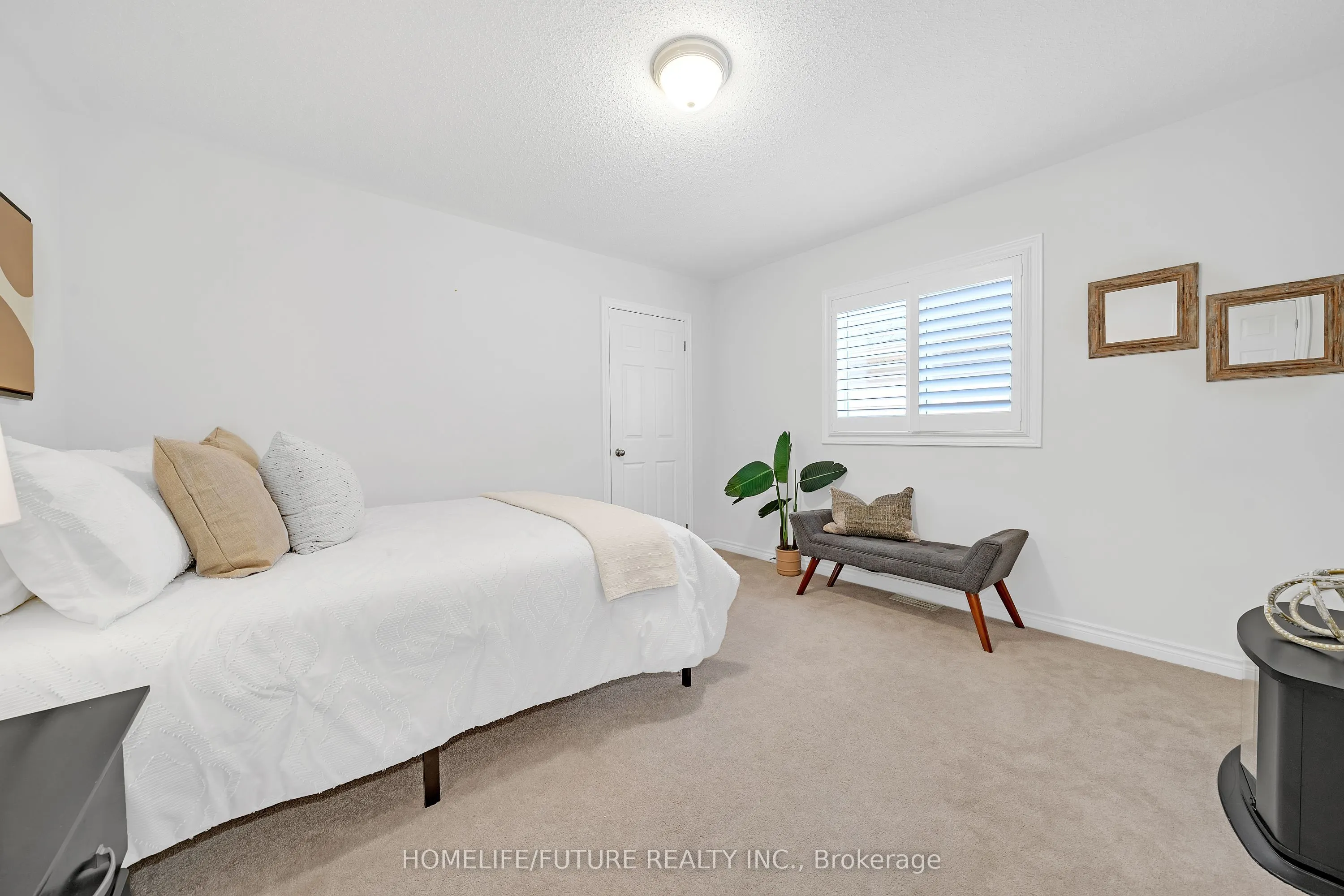 2557 Bridle Road