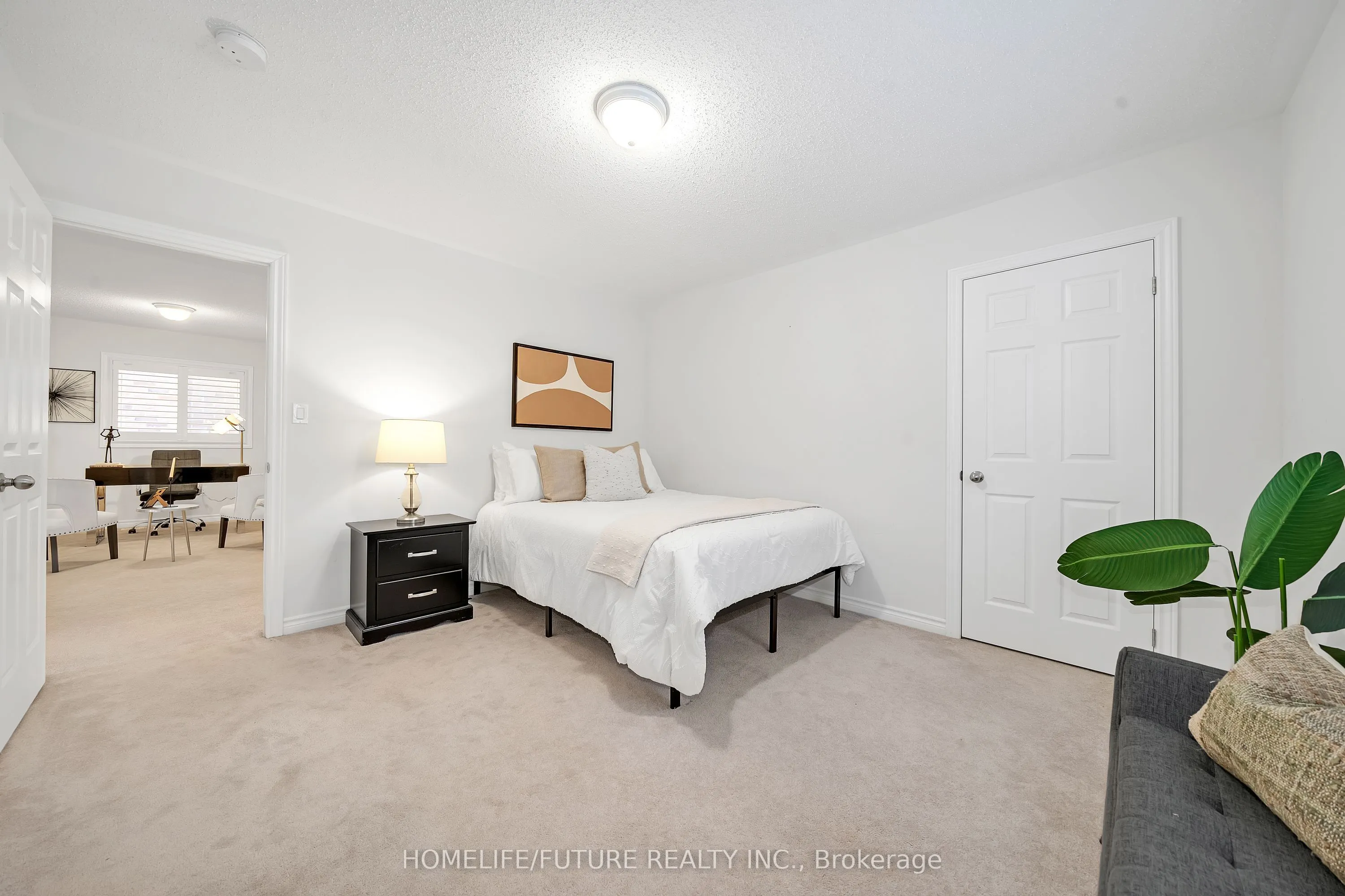 2557 Bridle Road
