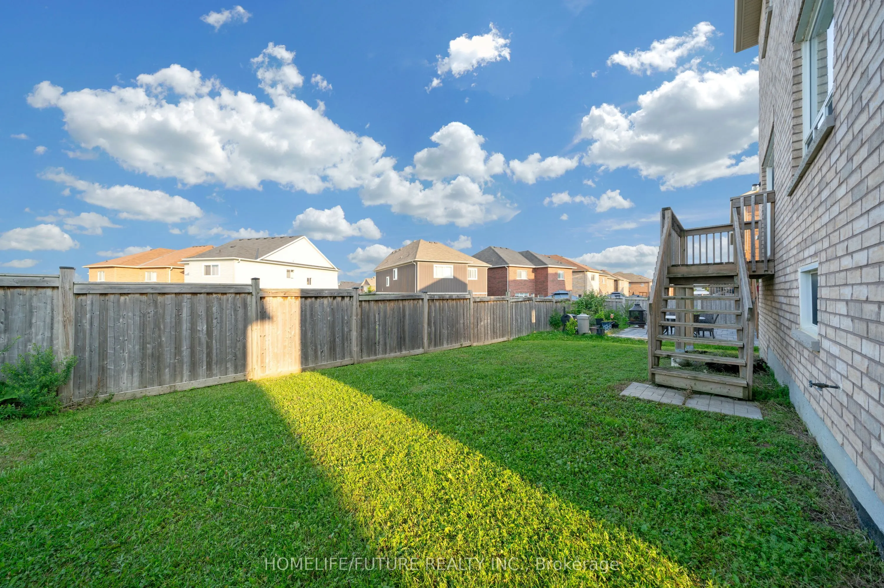 2557 Bridle Road