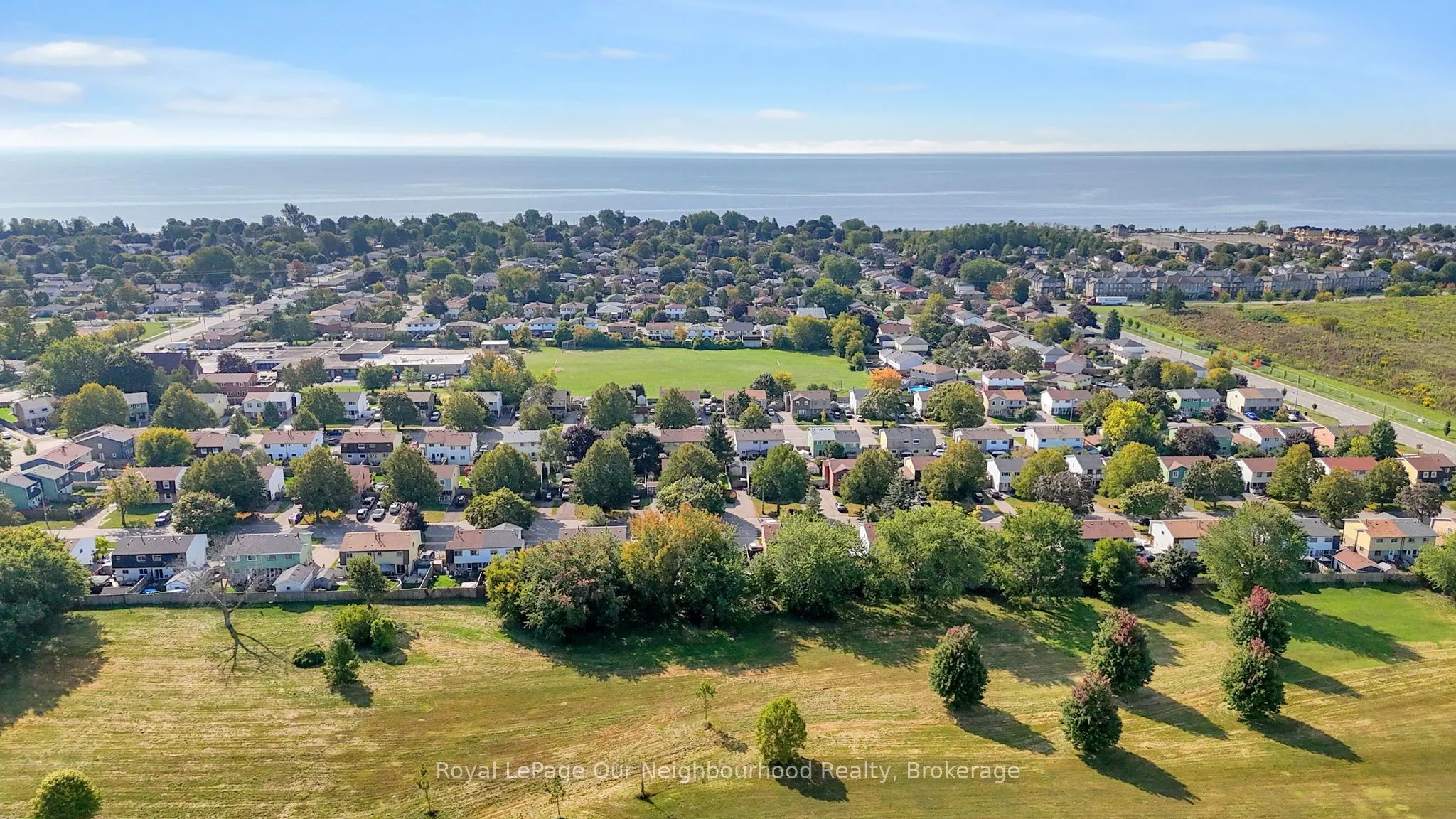 1307 Fenelon Crescent