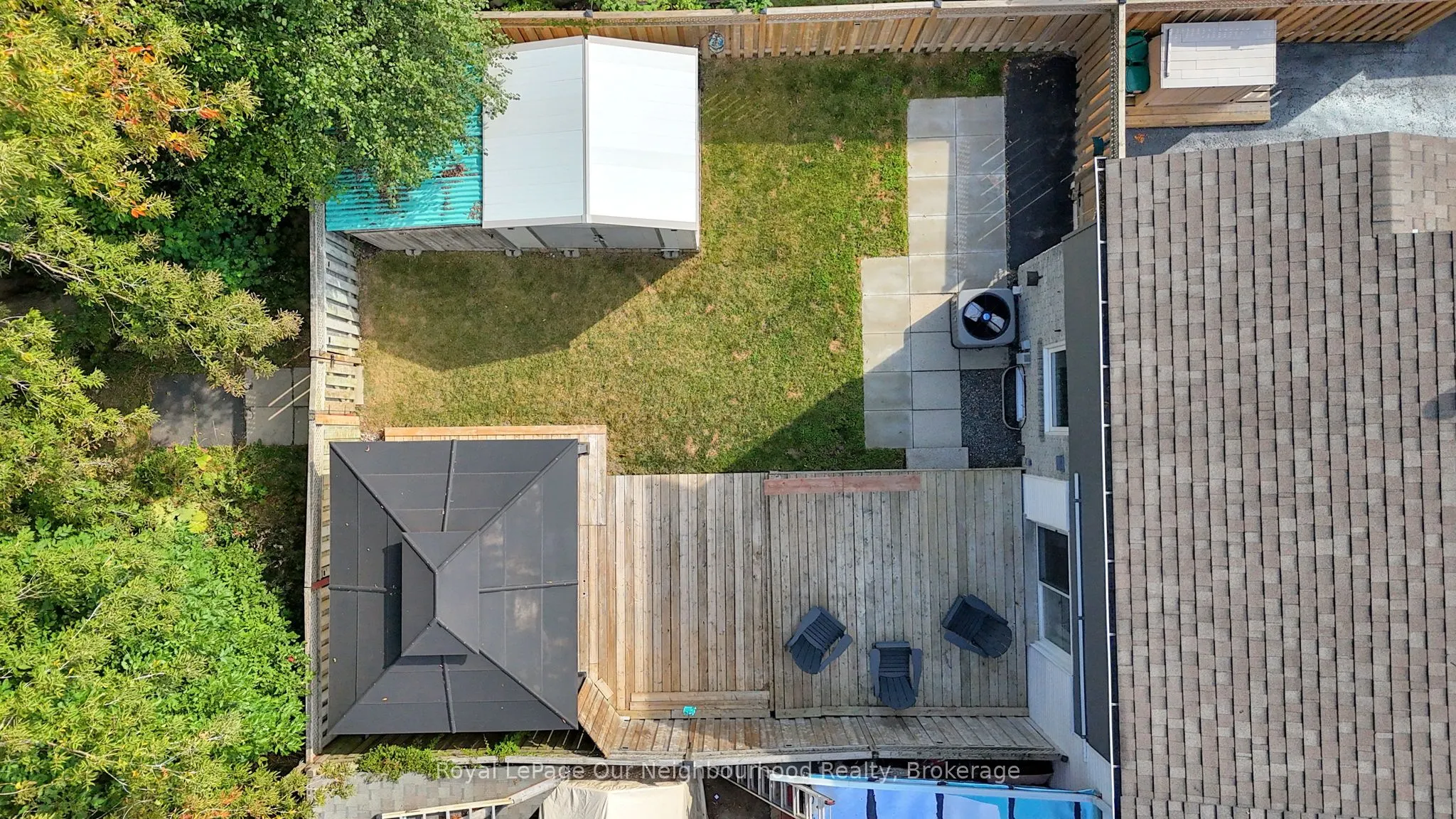 1307 Fenelon Crescent