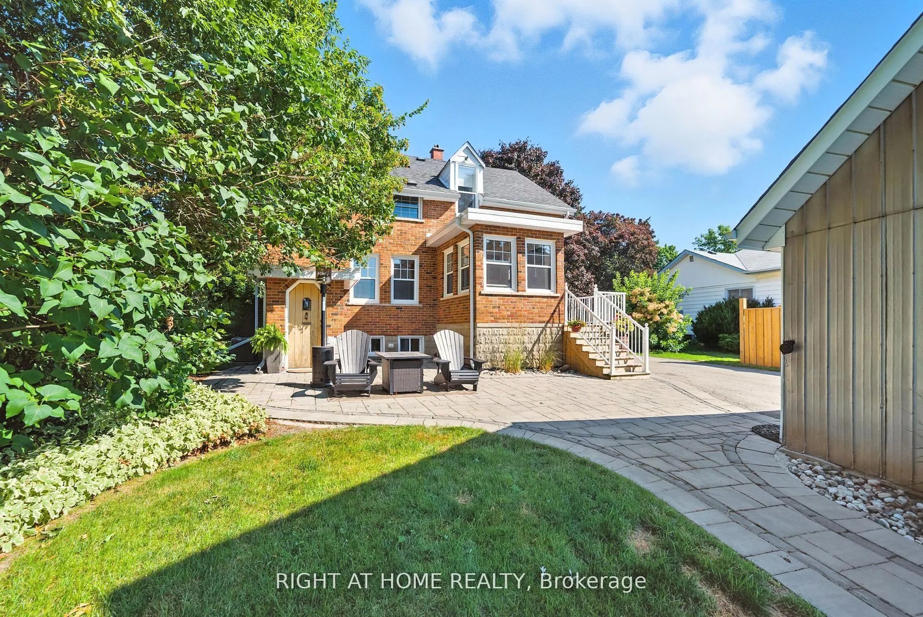 675 Myrtle Road W
