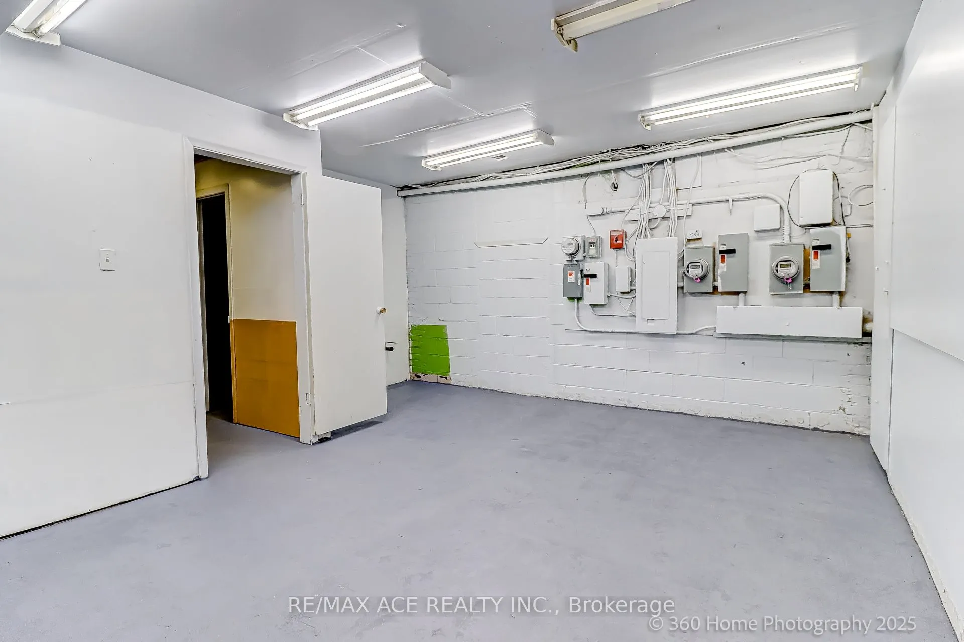 426-428 Dawes Road
