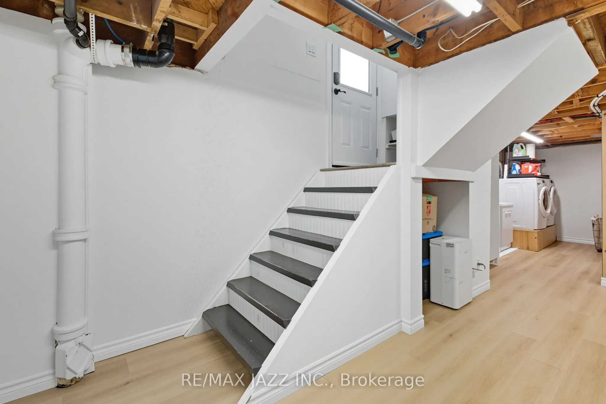 55 Liberty Street S