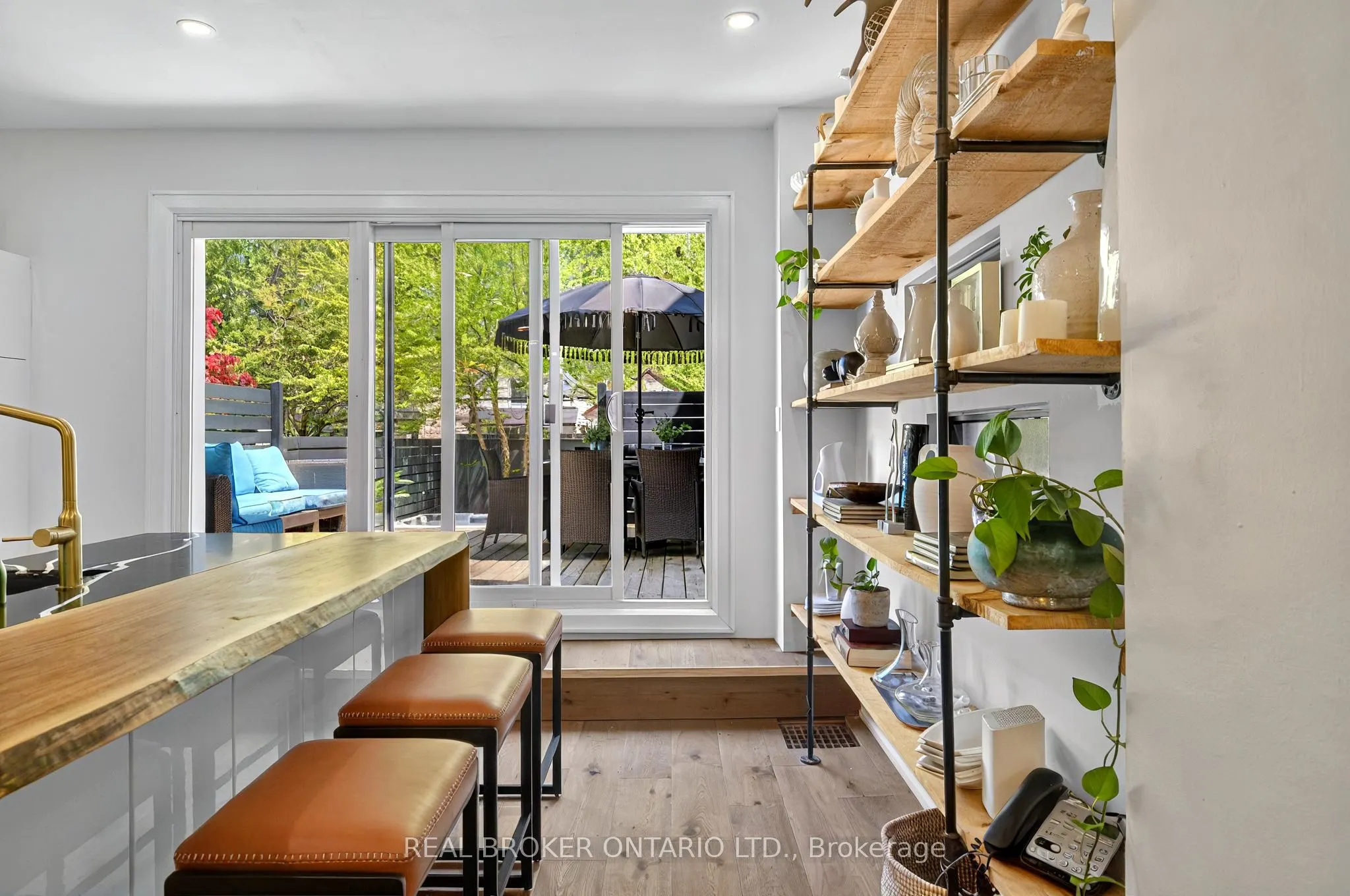 143 Parkmount Road