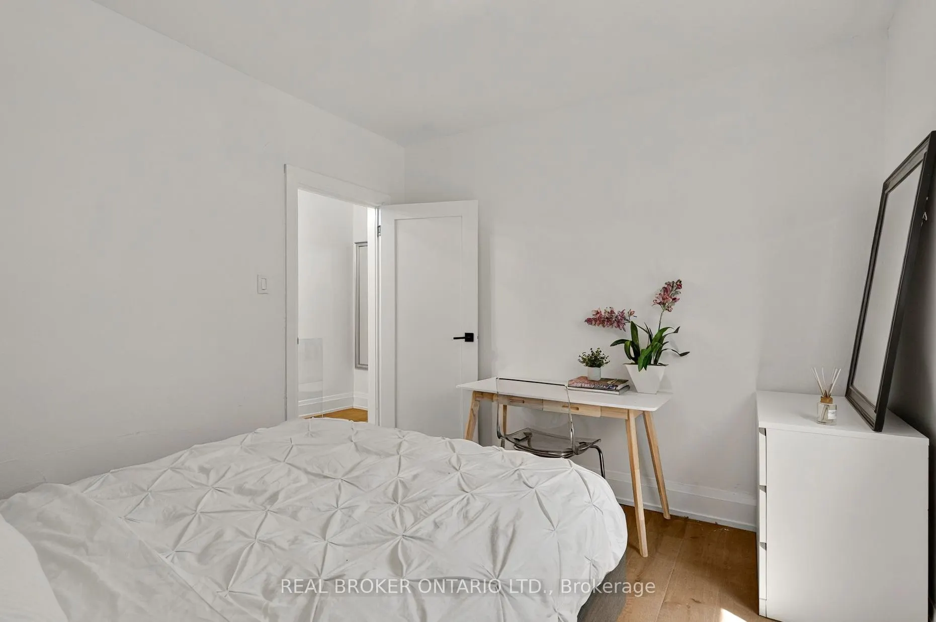 143 Parkmount Road
